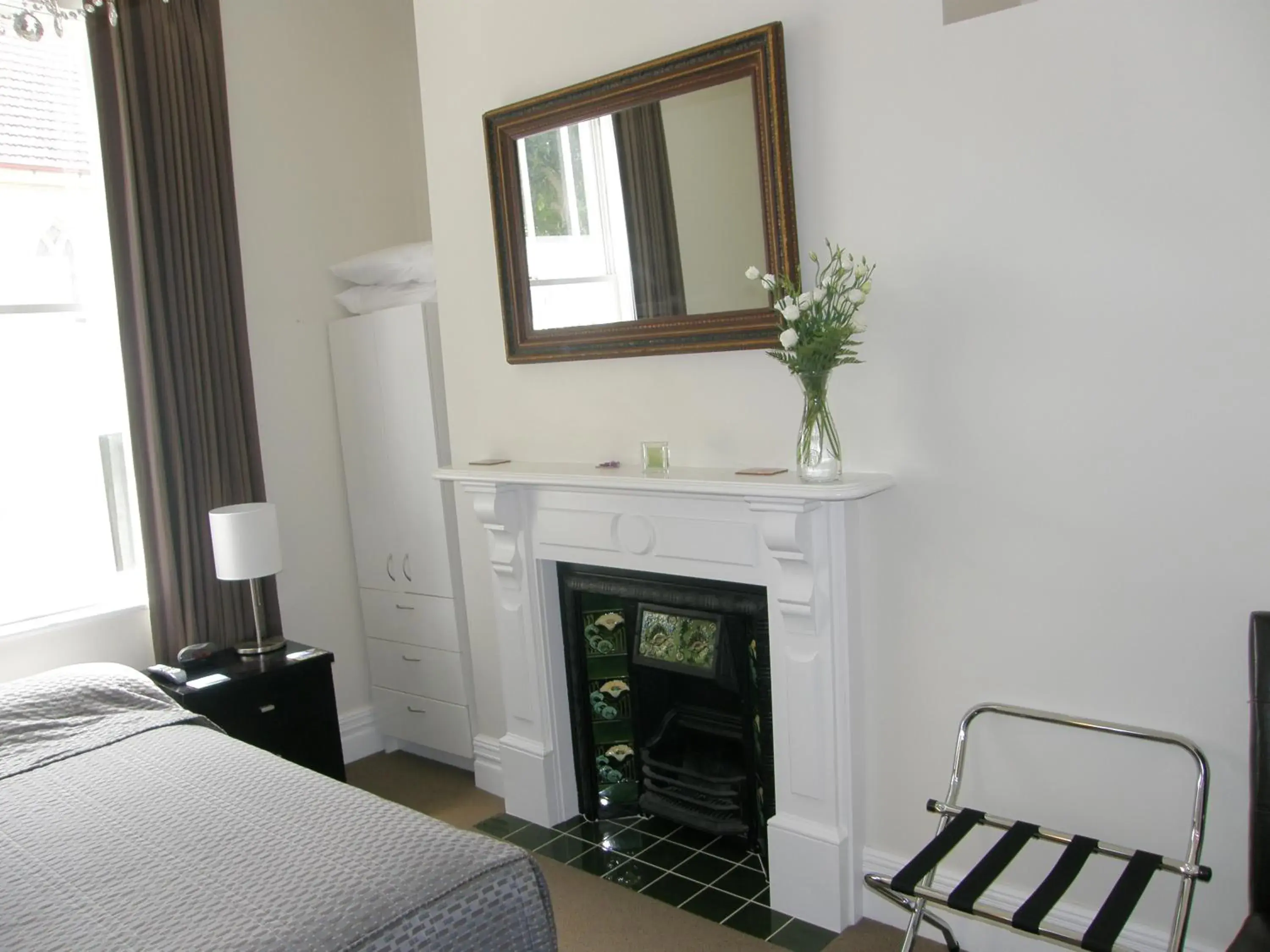 Large Family Room in Ponsonby Manor Large Family Room in Ponsonby Manor