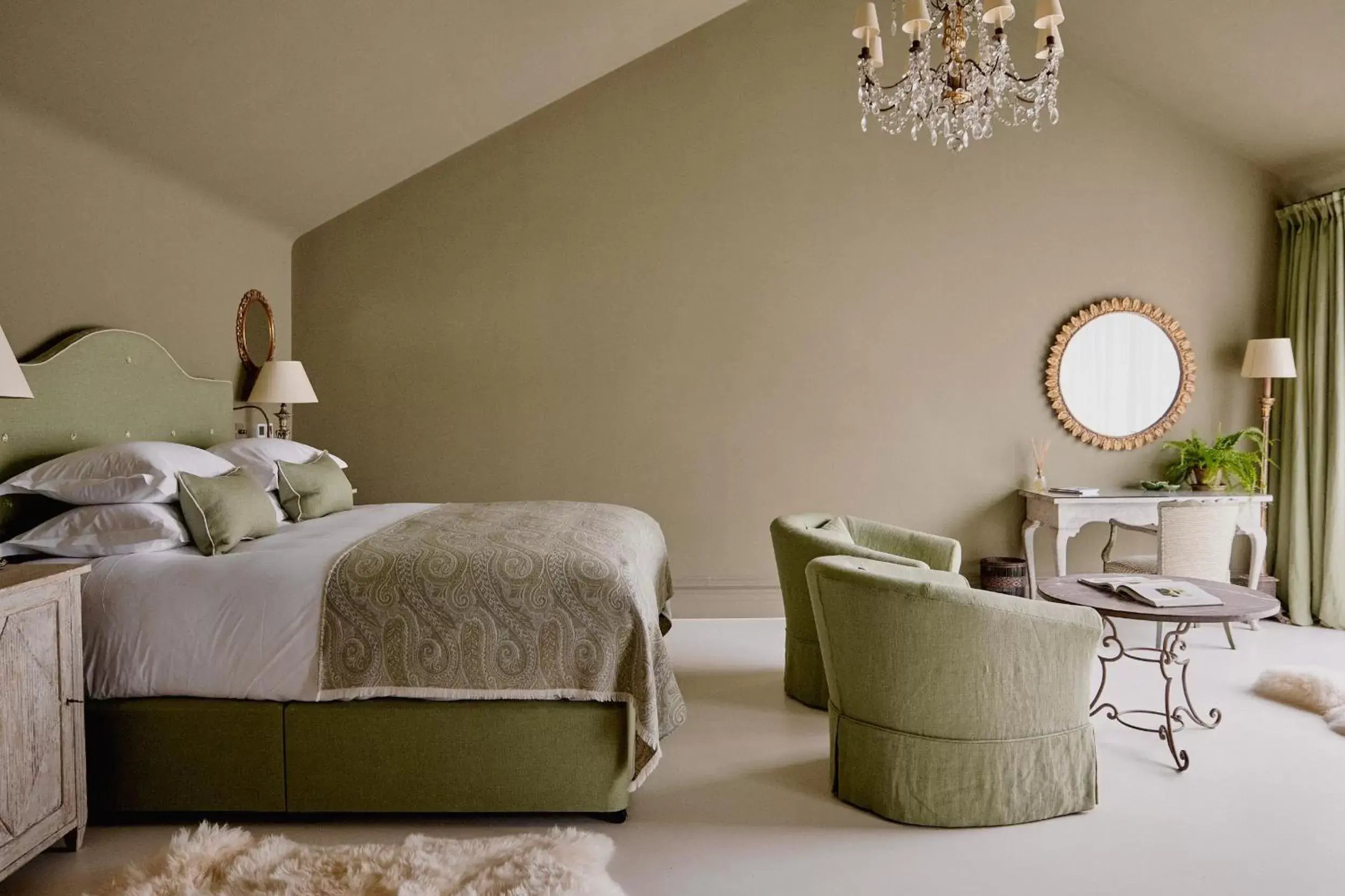 King Room with Garden View in Thyme King Room with Garden View in Thyme