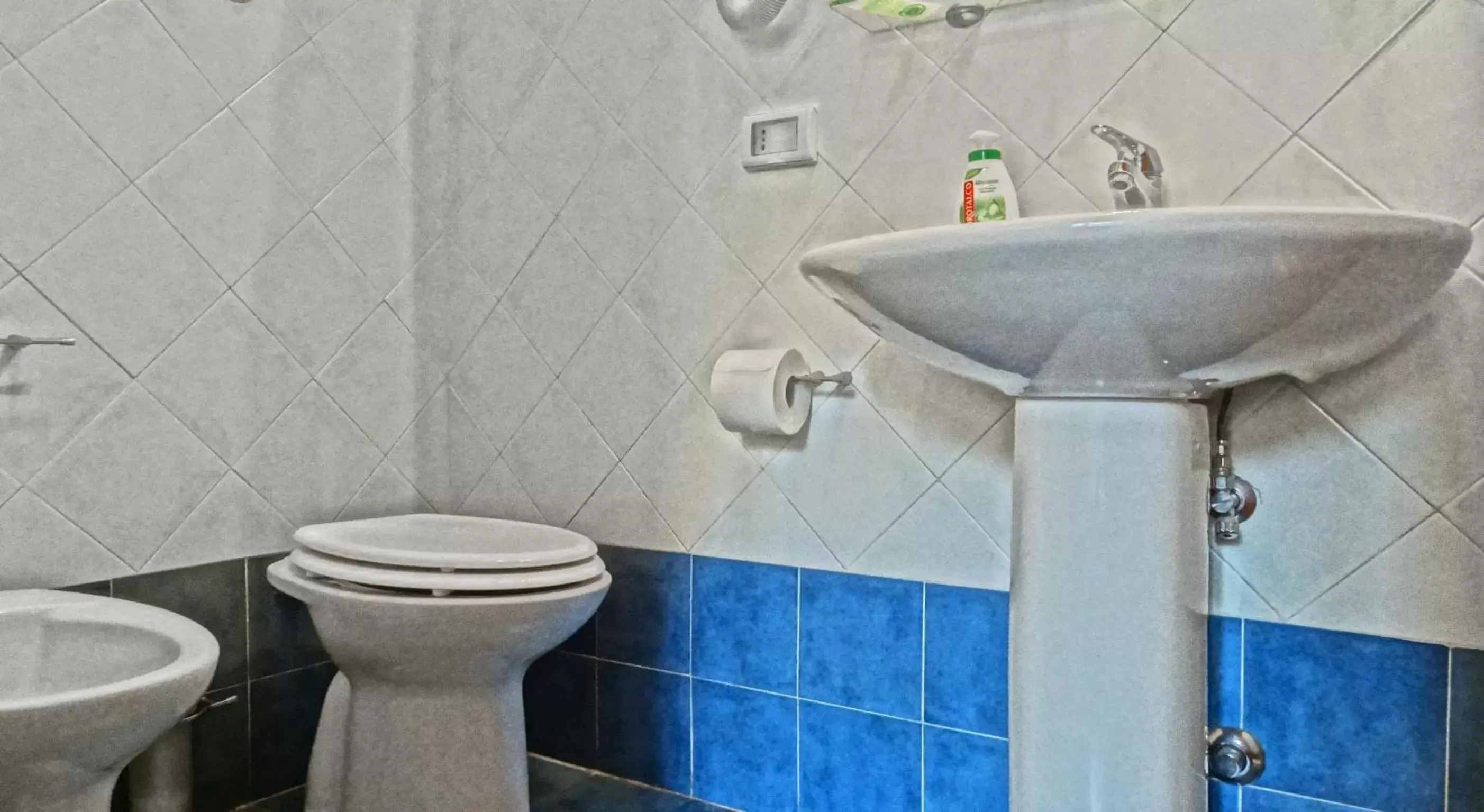 Triple Room in Gite House Triple Room in Gite House