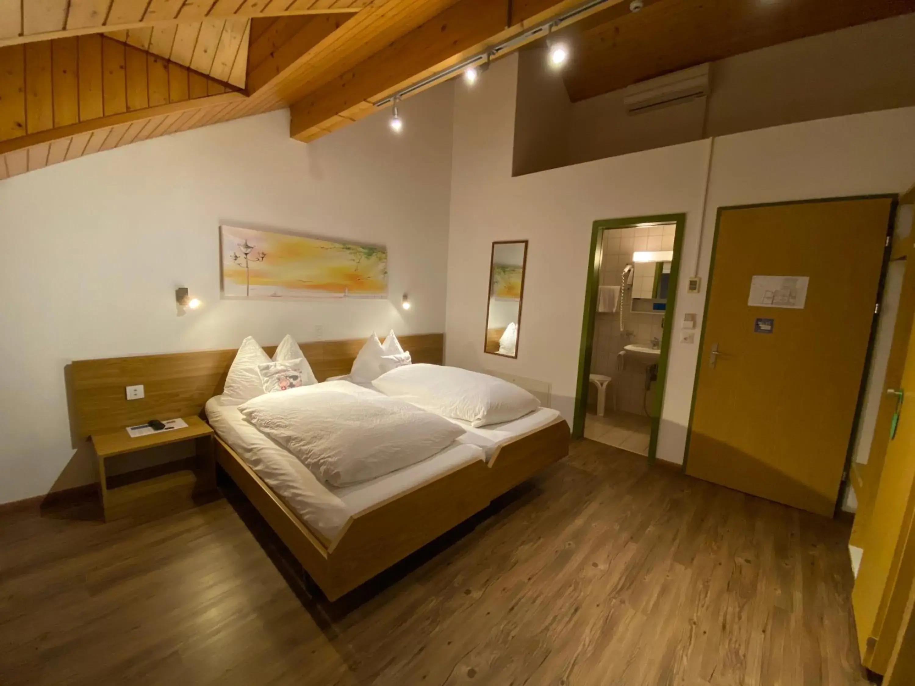 Standard Twin Room with Air Conditioning - Attic in Hotel Toscana Standard Twin Room with Air Conditioning - Attic in Hotel Toscana