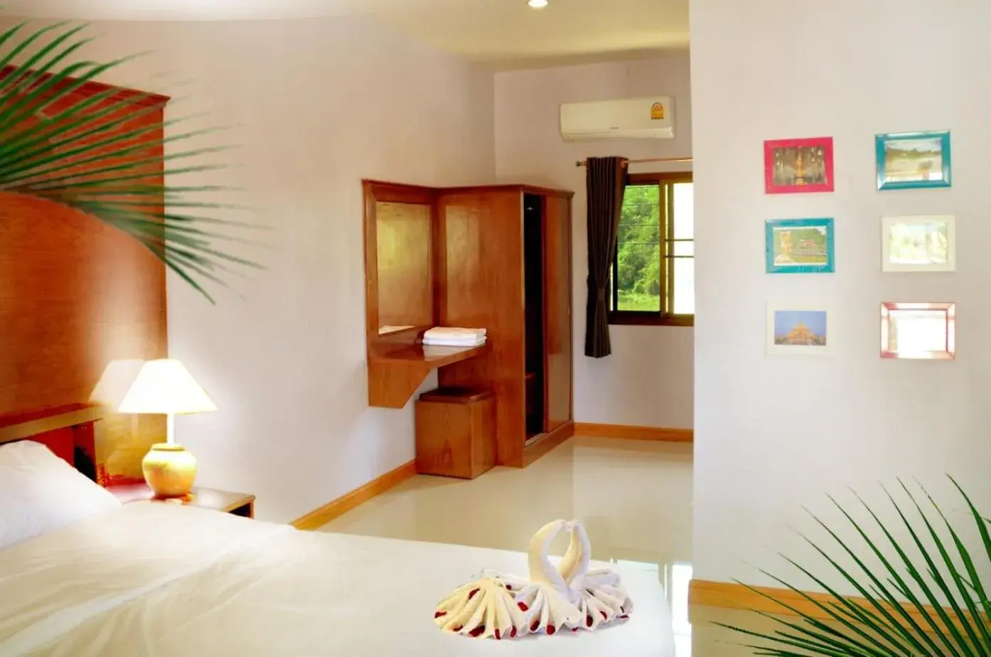 Double Room - single occupancy in Chao Phraya Home Double Room - single occupancy in Chao Phraya Home