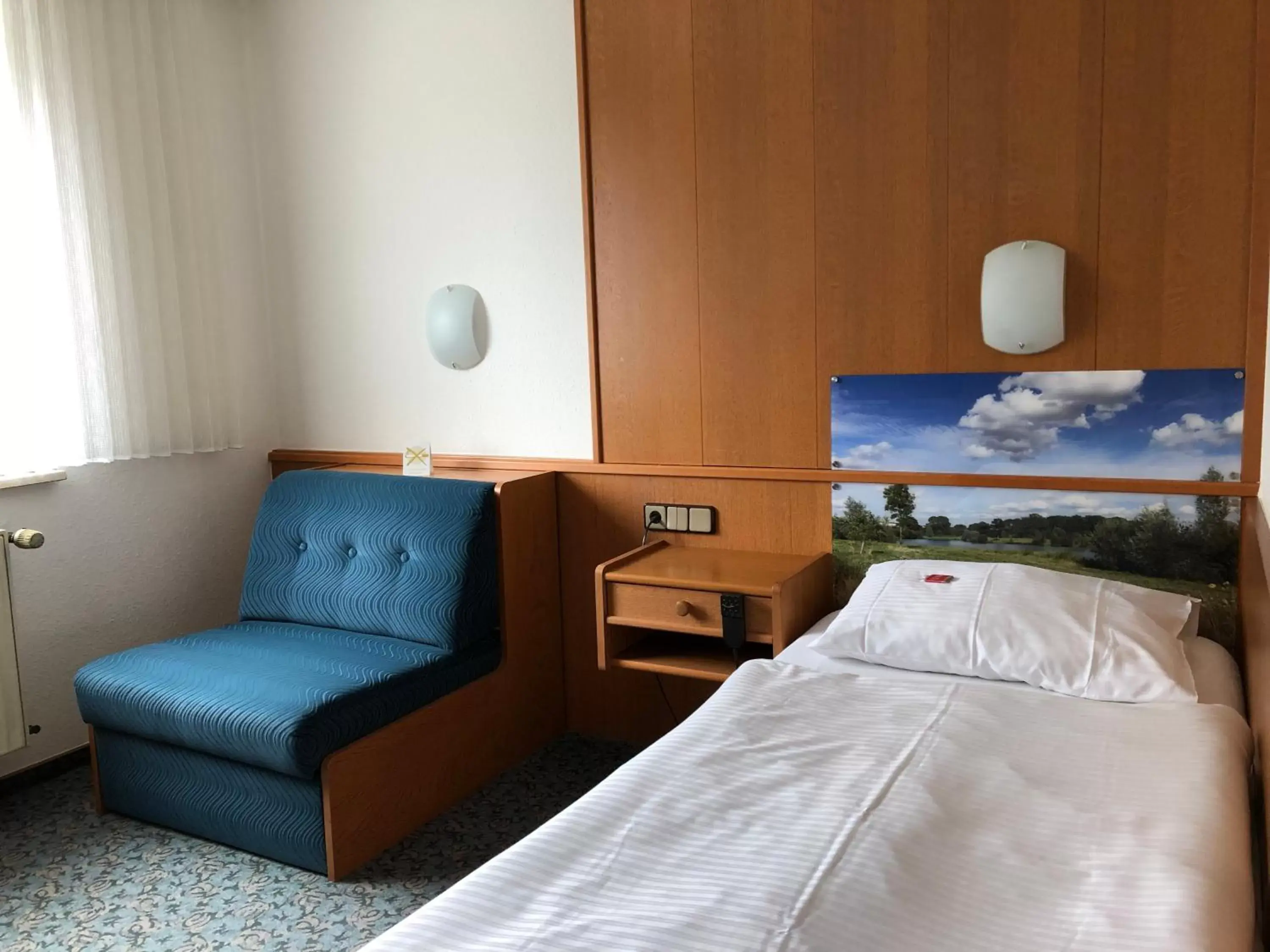 Small Single Room in Hotel Hubertus Hamacher Small Single Room in Hotel Hubertus Hamacher