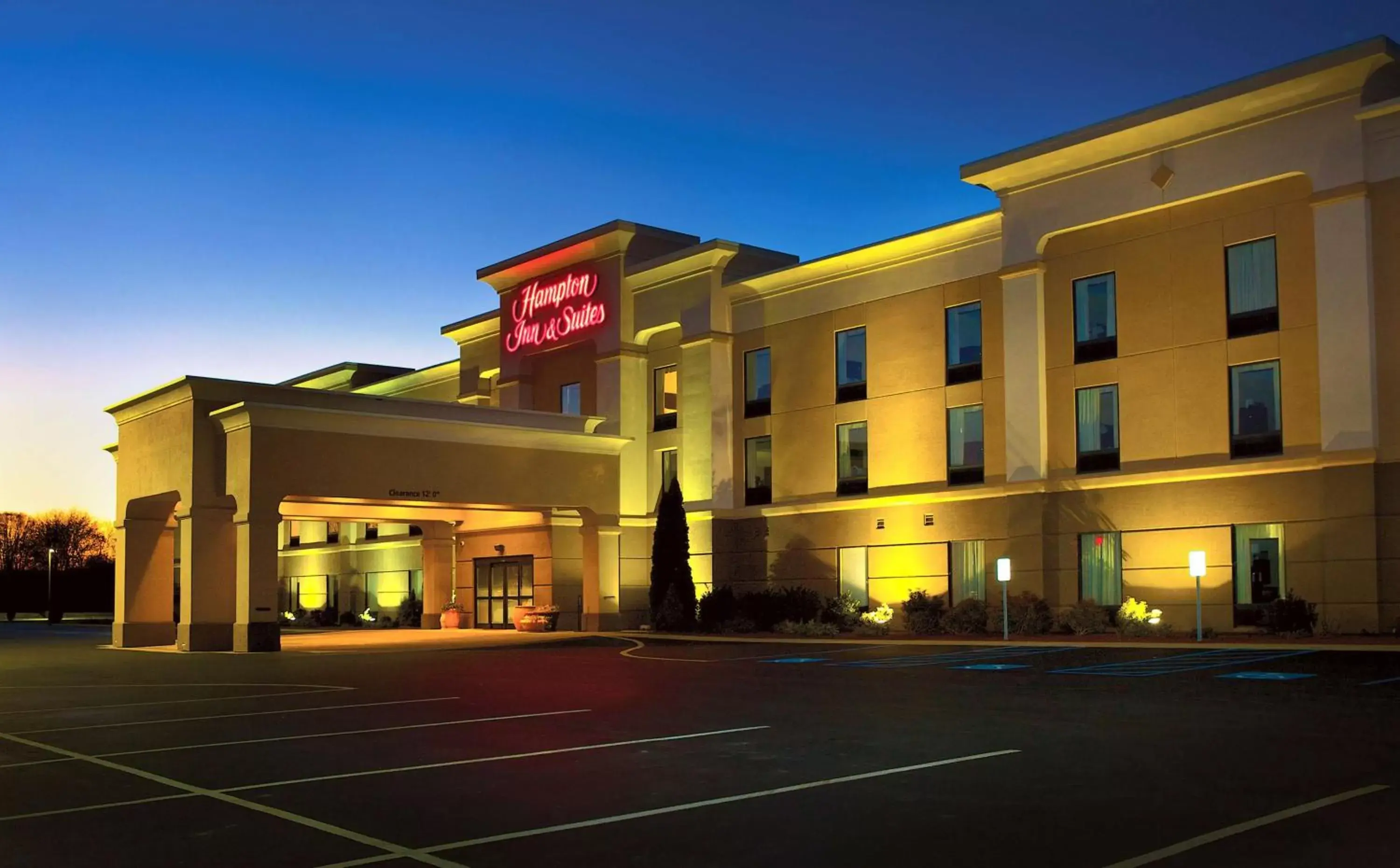 Hampton Inn and Suites of Lamar Hampton Inn and Suites of Lamar