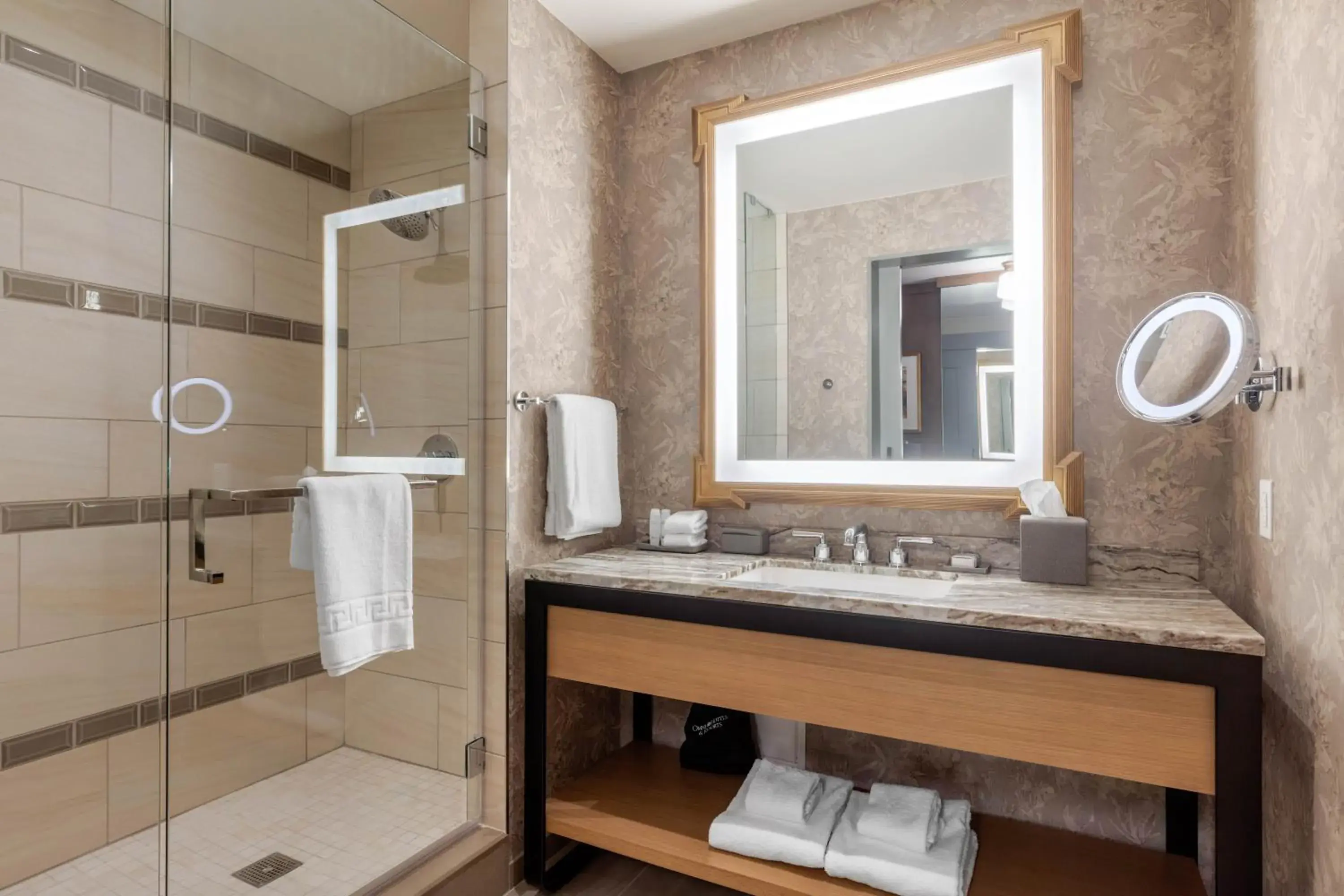 Champions ADA Exec Ste Roll In Shower 1 King in Omni Barton Creek Resort and Spa Austin Champions ADA Exec Ste Roll In Shower 1 King in Omni Barton Creek Resort and Spa Austin