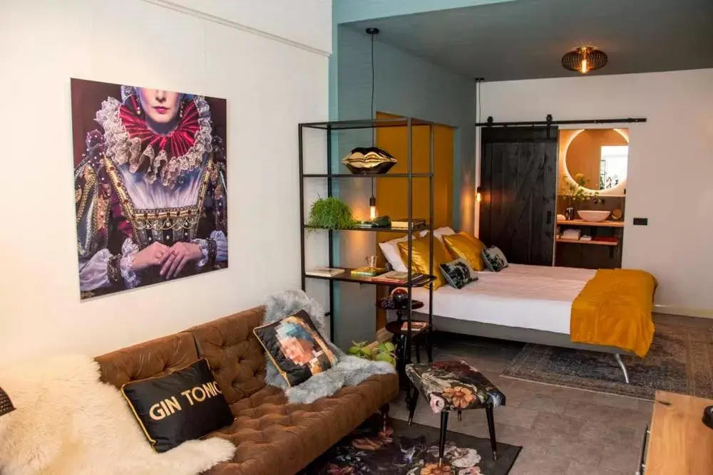 Luxury Triple Room in B and B Suite No.3 Luxury Triple Room in B and B Suite No.3