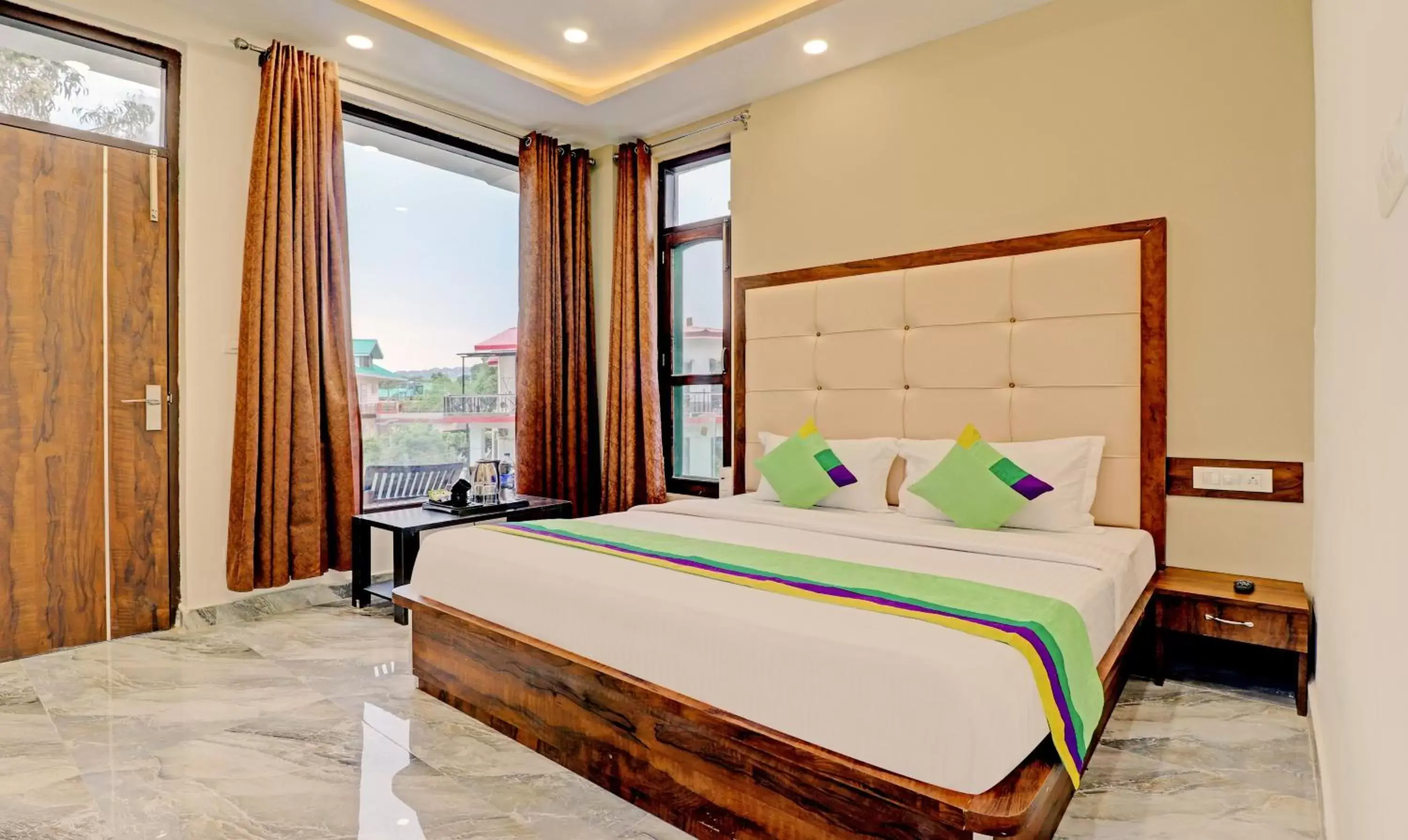 Standard Double Room in Treebo Ortus Residency Standard Double Room in Treebo Ortus Residency