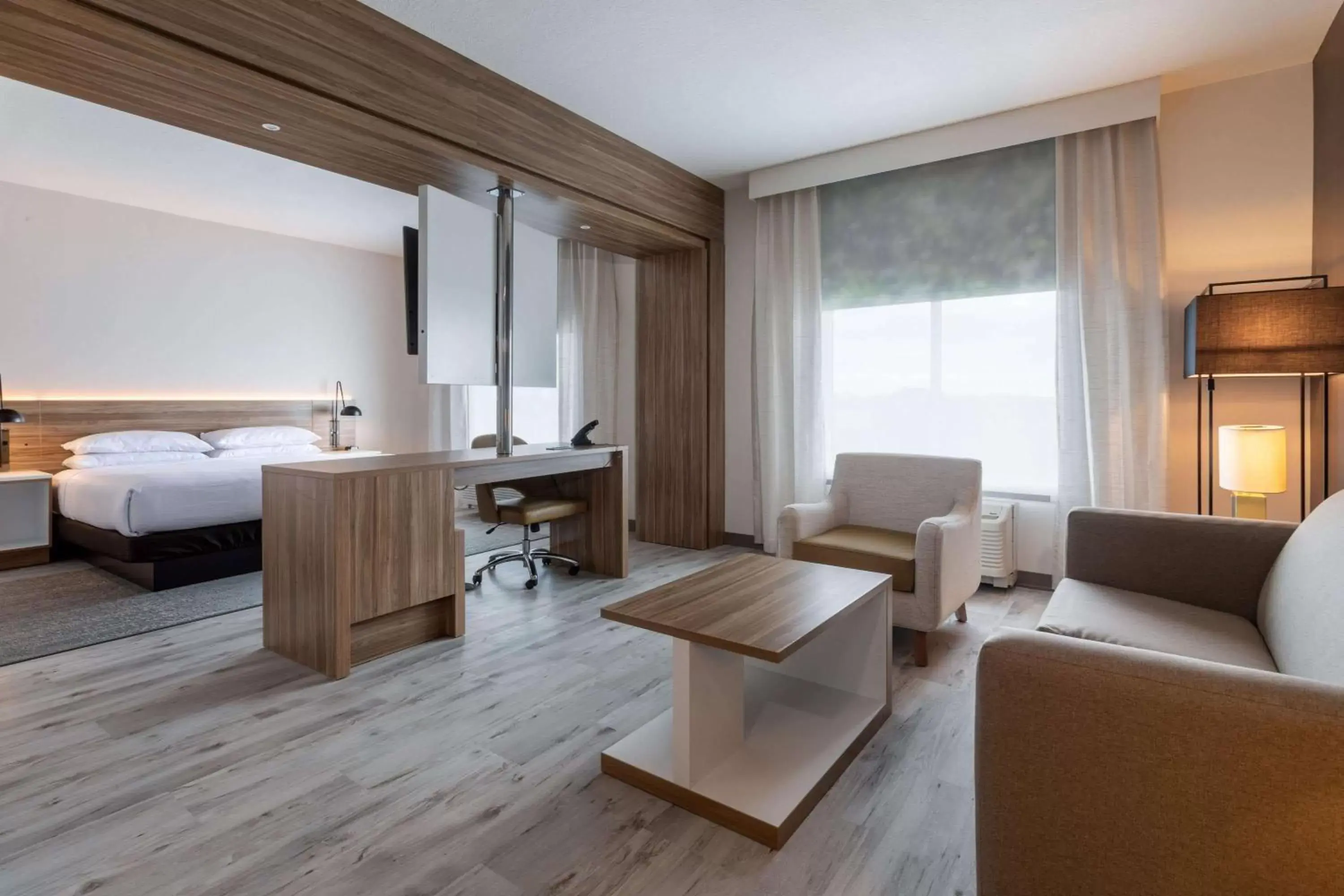 Deluxe King Room Mobility Accessible, Roll-In Shower, Non-Smoking in Wyndham Garden Orlando Airport Deluxe King Room Mobility Accessible, Roll-In Shower, Non-Smoking in Wyndham Garden Orlando Airport