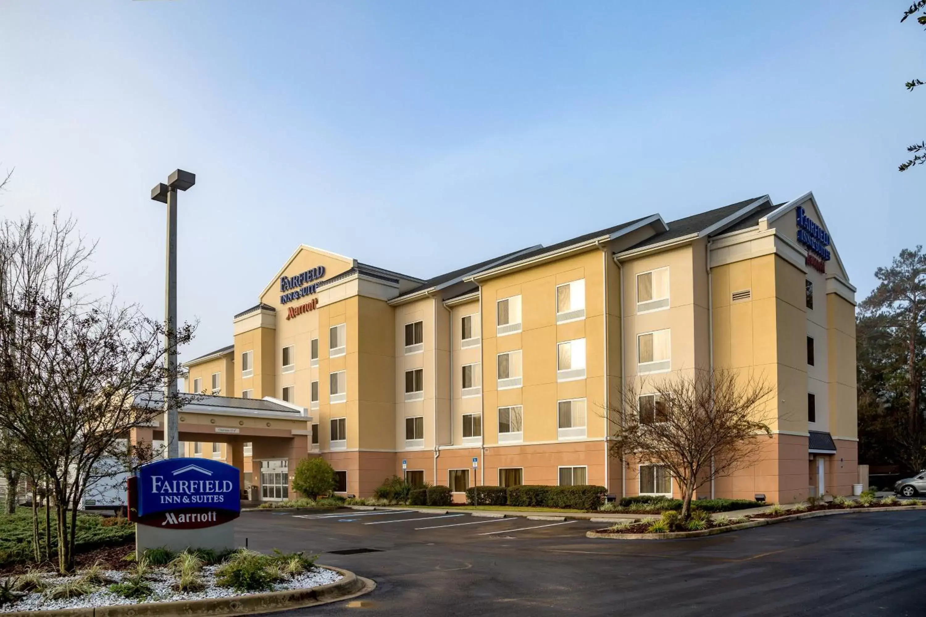Fairfield Inn & Suites Lake City Fairfield Inn & Suites Lake City