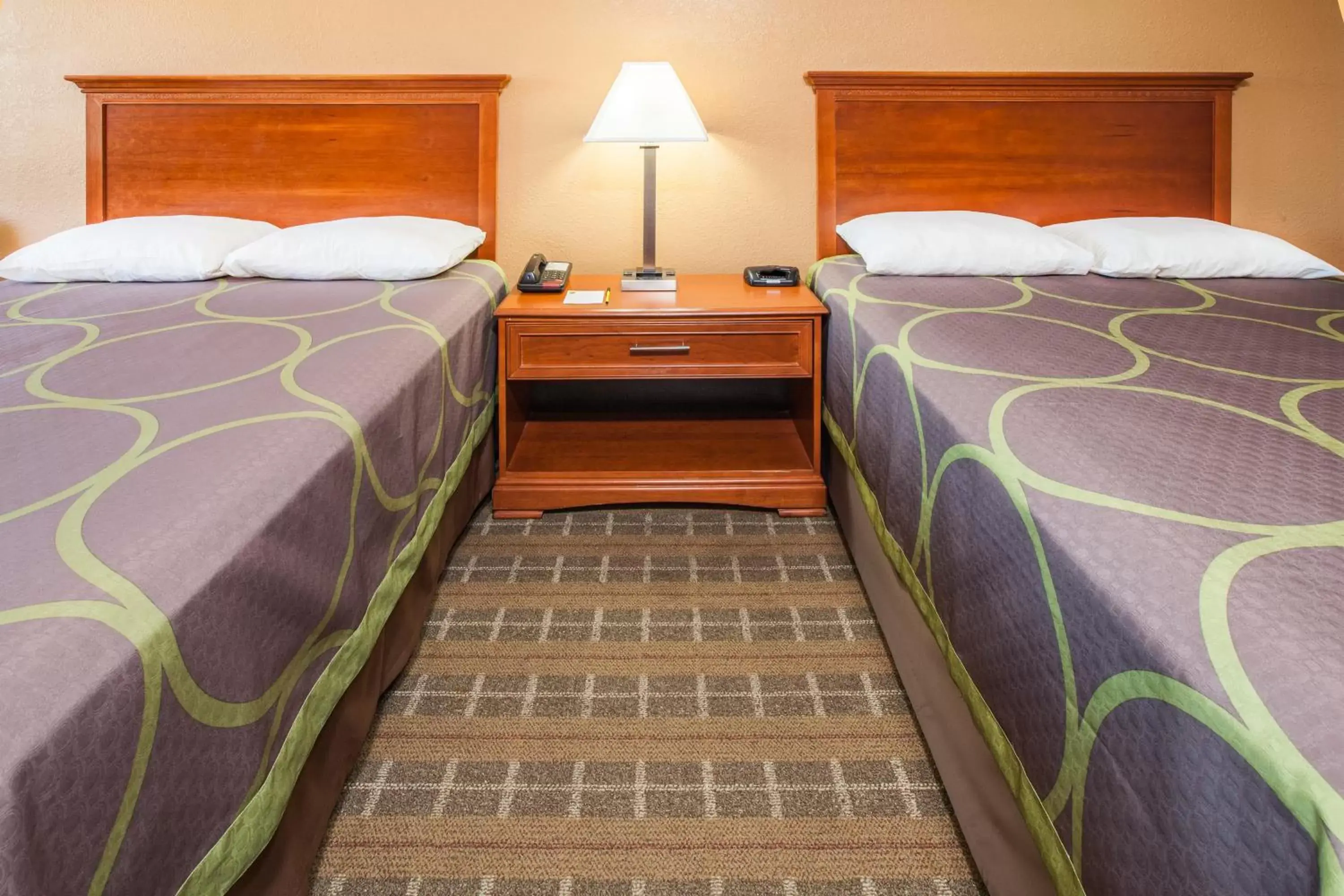 Queen Room with Two Queen Beds - Smoking in Super 8 by Wyndham Clinton Queen Room with Two Queen Beds - Smoking in Super 8 by Wyndham Clinton