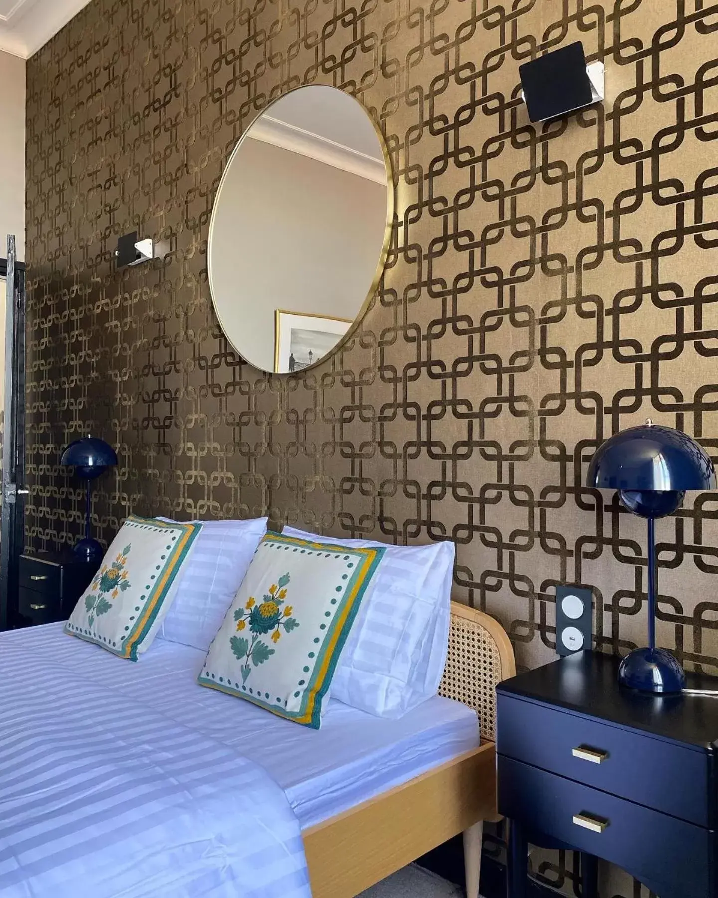 Double Room in Maison d'hotes Château-Gaillard Double Room in Maison d'hotes Château-Gaillard