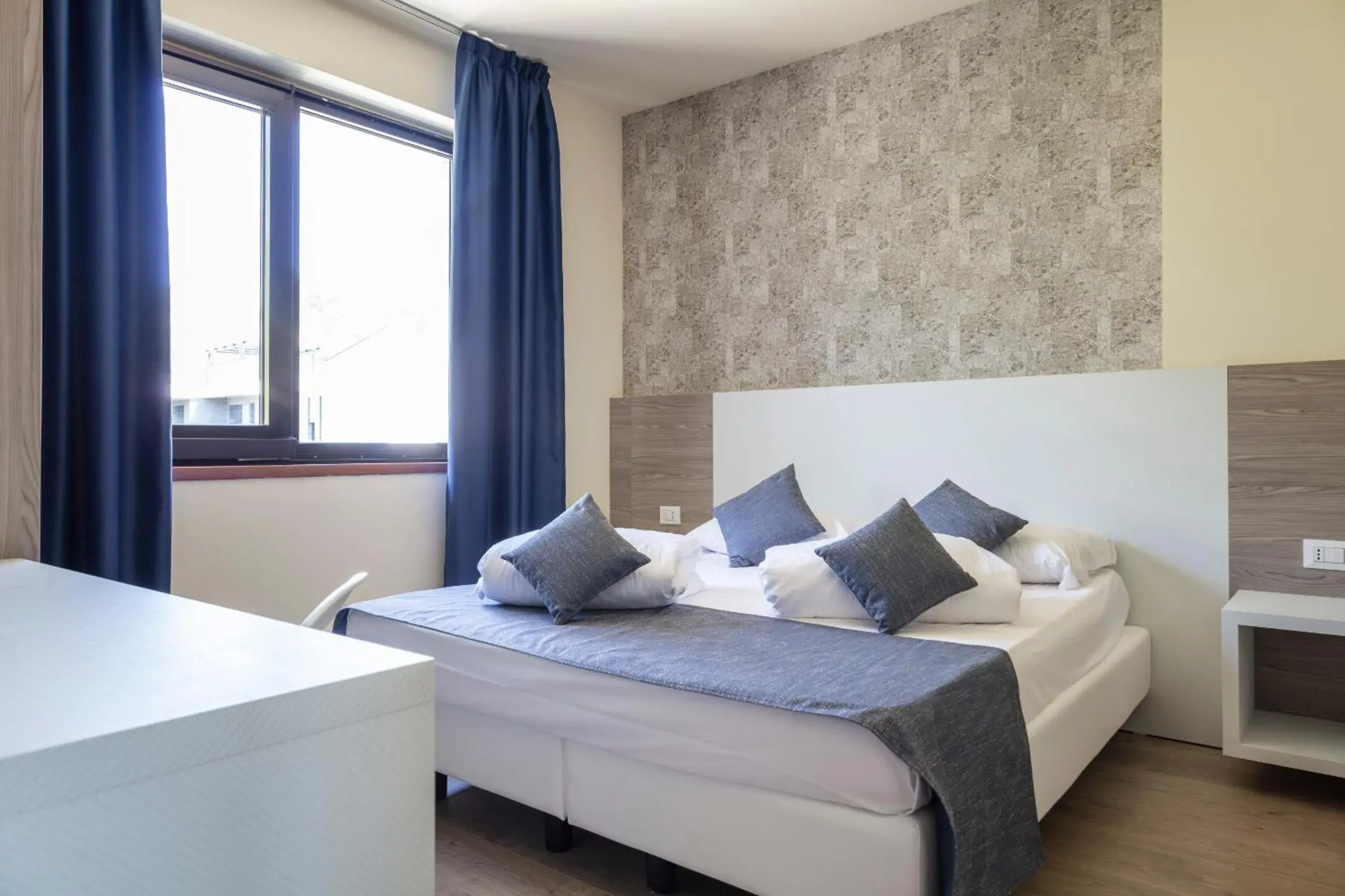 Standard Double Room in Arco Smart Hotel Standard Double Room in Arco Smart Hotel