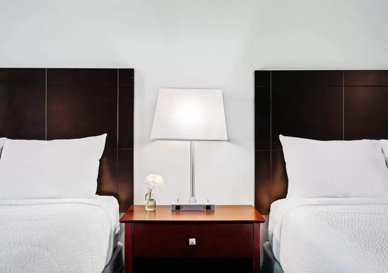 Double Room - Disability Access in Hotel One75 Double Room - Disability Access in Hotel One75