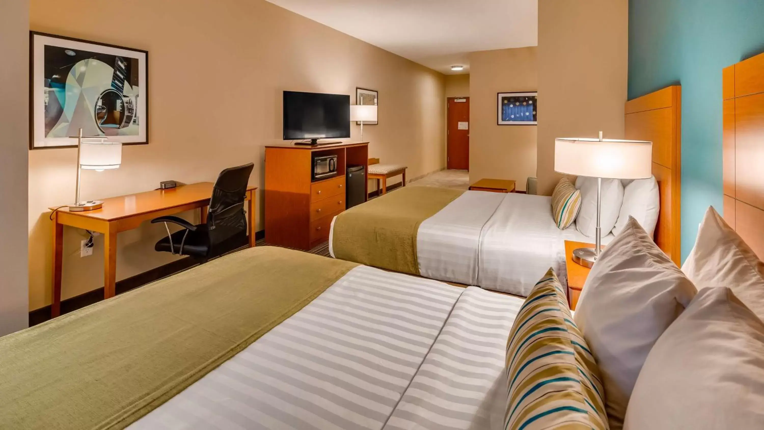 Queen Suite - Non-Smoking in Best Western Plus Tuscumbia/Muscle Shoals Hotel & Suites Queen Suite - Non-Smoking in Best Western Plus Tuscumbia/Muscle Shoals Hotel & Suites