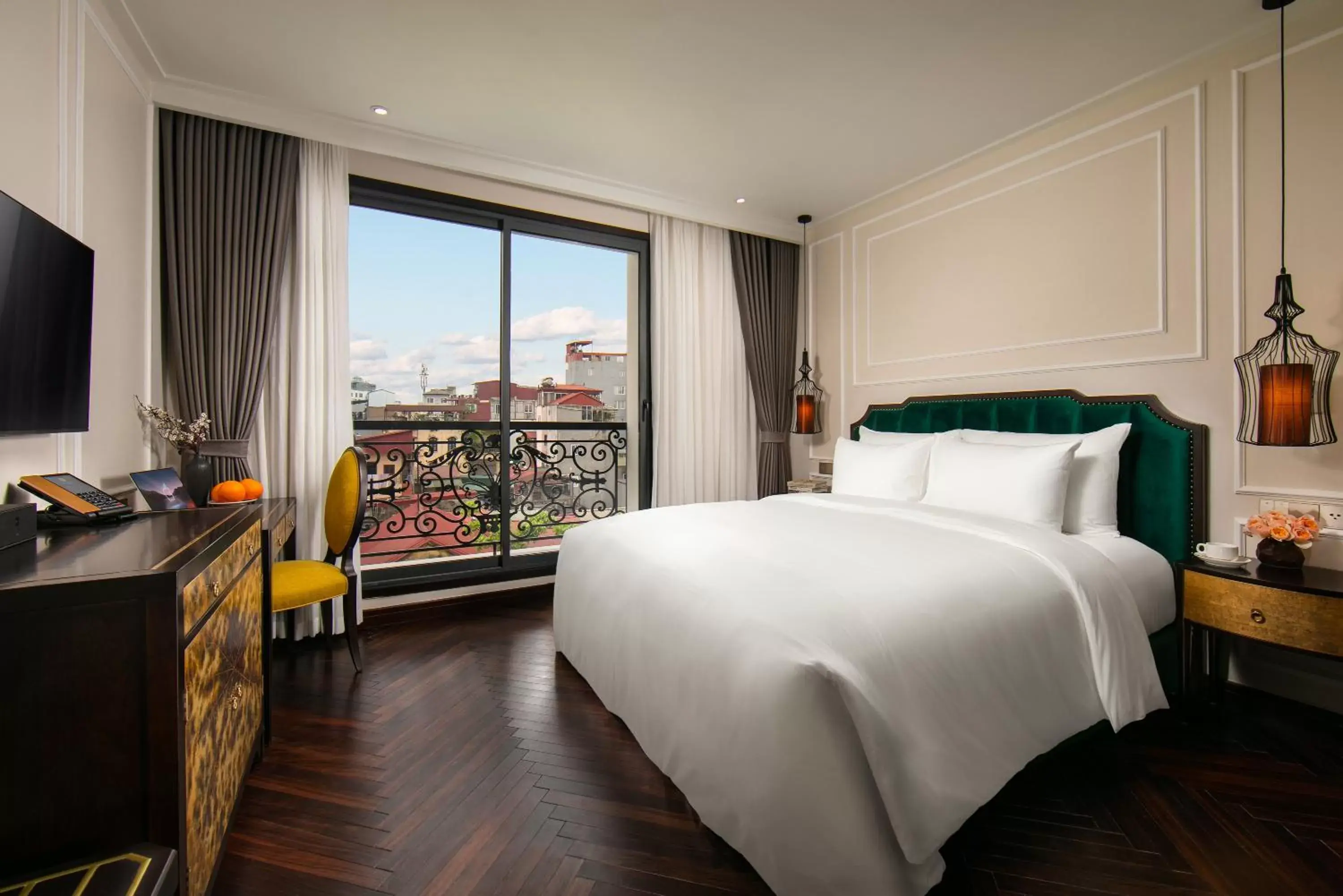 Executive Suite City View Room in LeaH Silk Hotel Executive Suite City View Room in LeaH Silk Hotel