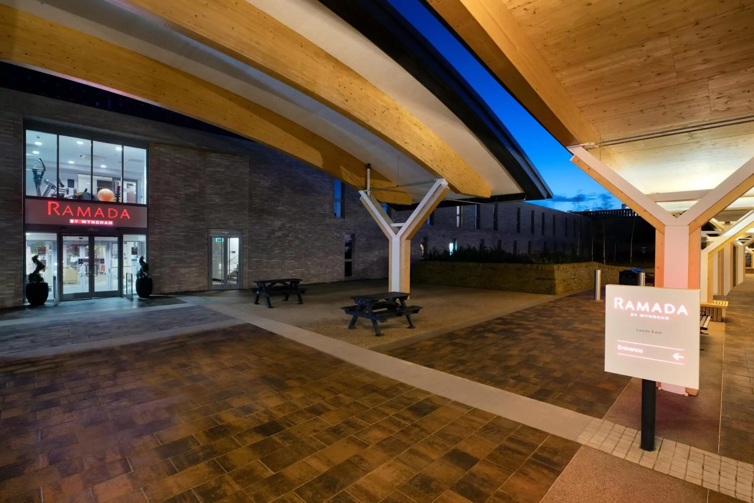 Double Room - Disability Access in Ramada by Wyndham Leeds East Double Room - Disability Access in Ramada by Wyndham Leeds East