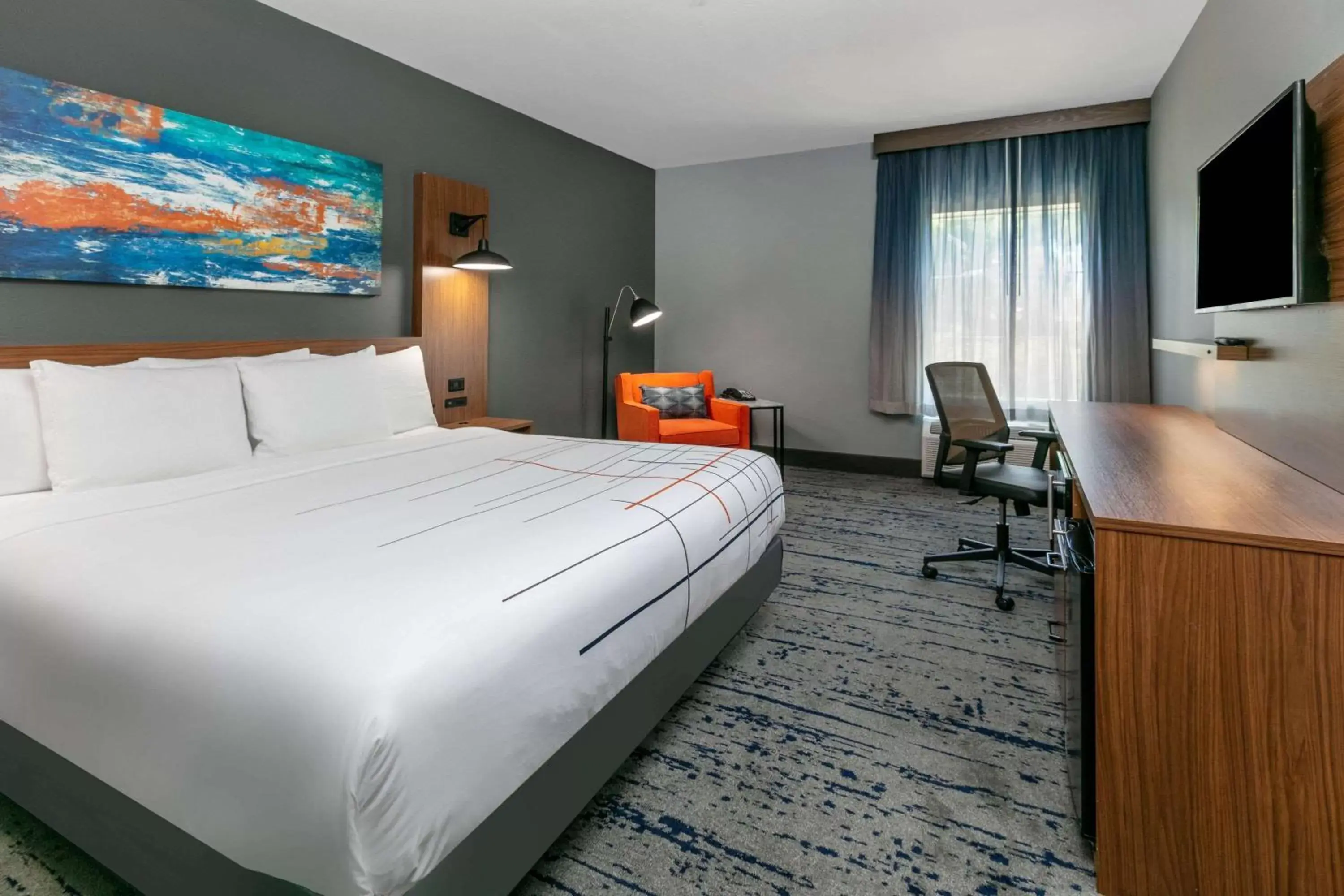 Deluxe One-Bedroom King Suite - Non-Smoking in La Quinta by Wyndham Jacksonville, Texas Deluxe One-Bedroom King Suite - Non-Smoking in La Quinta by Wyndham Jacksonville, Texas