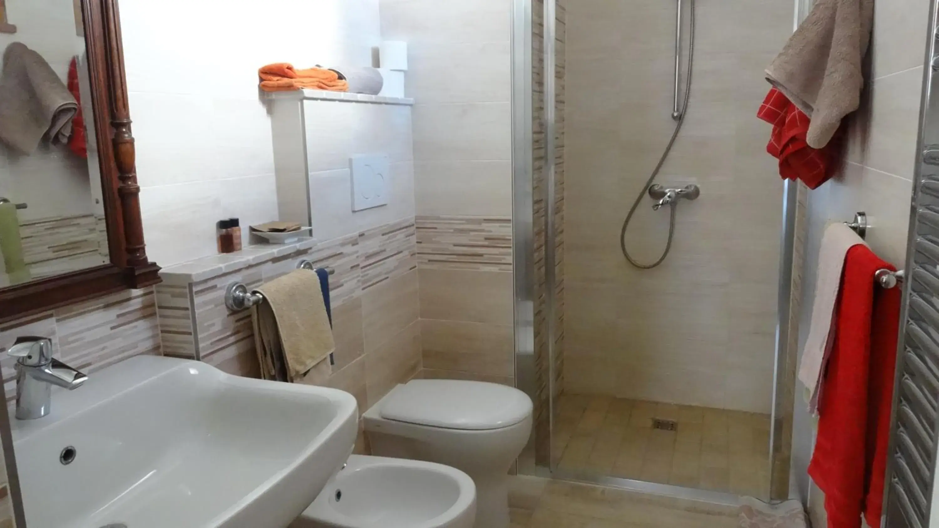 Double Room with Balcony in Albergo Giulia Gonzaga Double Room with Balcony in Albergo Giulia Gonzaga