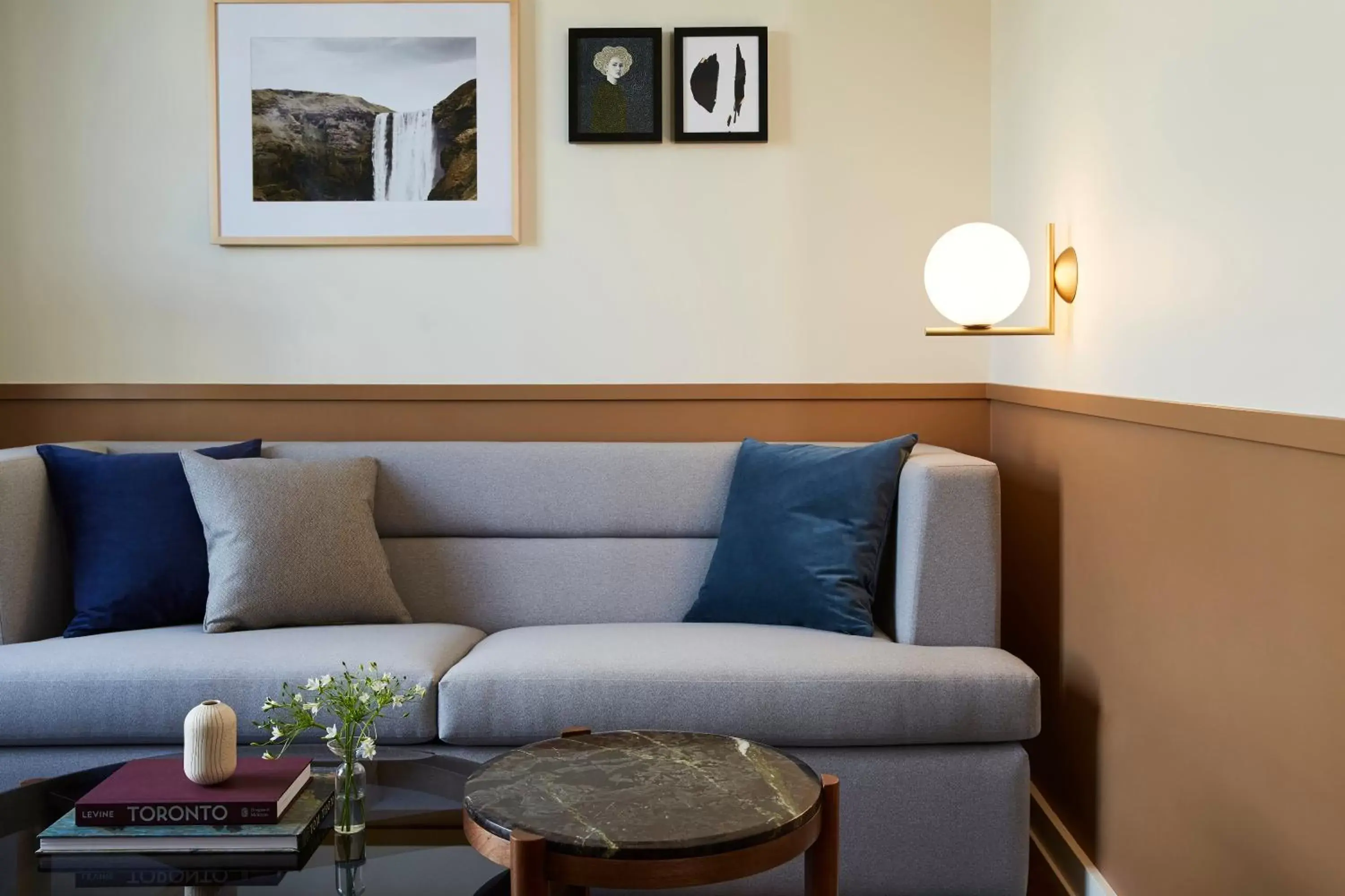 King Studio Suite in Kimpton Saint George Hotel by IHG King Studio Suite in Kimpton Saint George Hotel by IHG