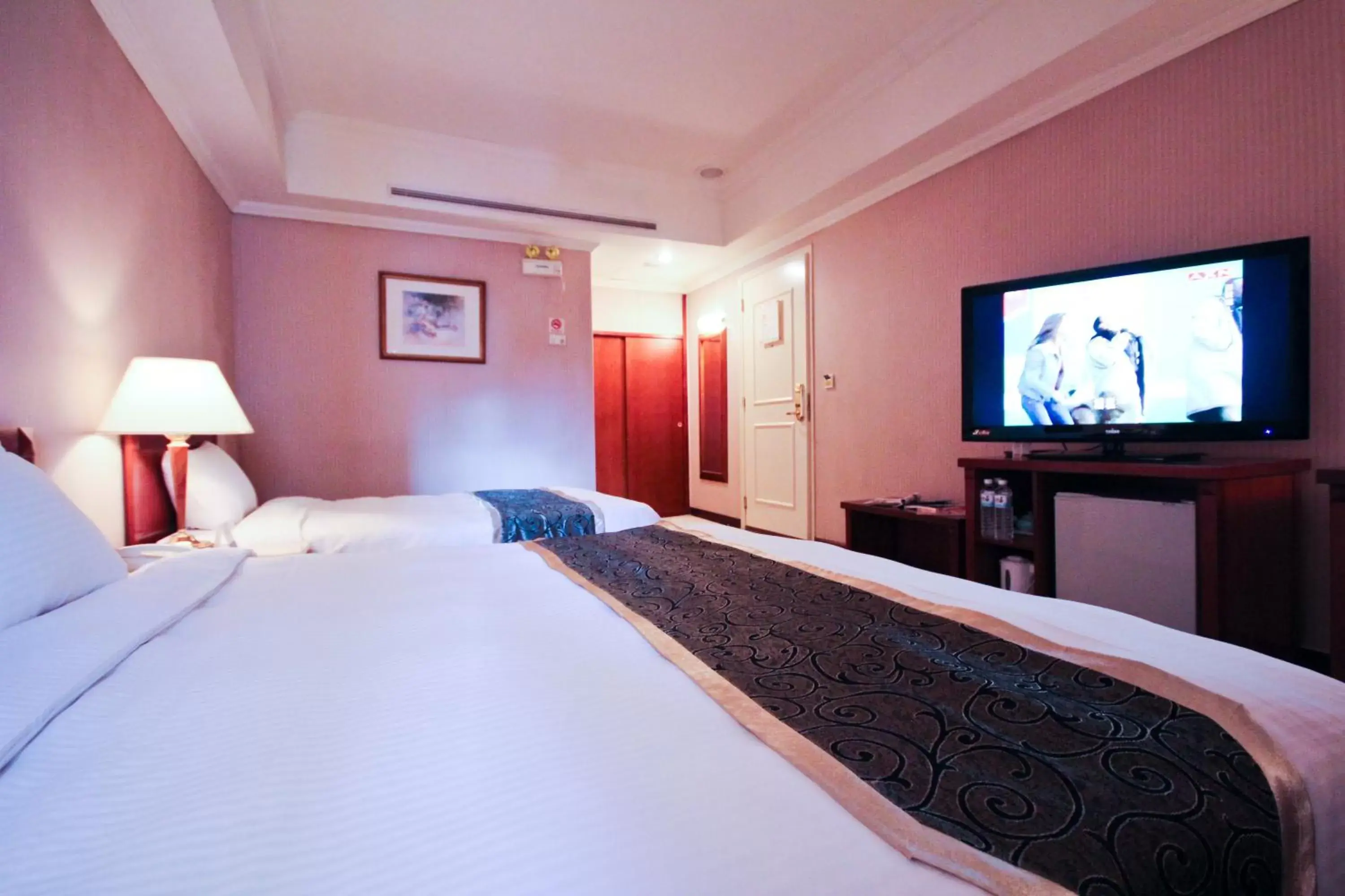 Standard Twin Room in Grand Boss Hotel Standard Twin Room in Grand Boss Hotel