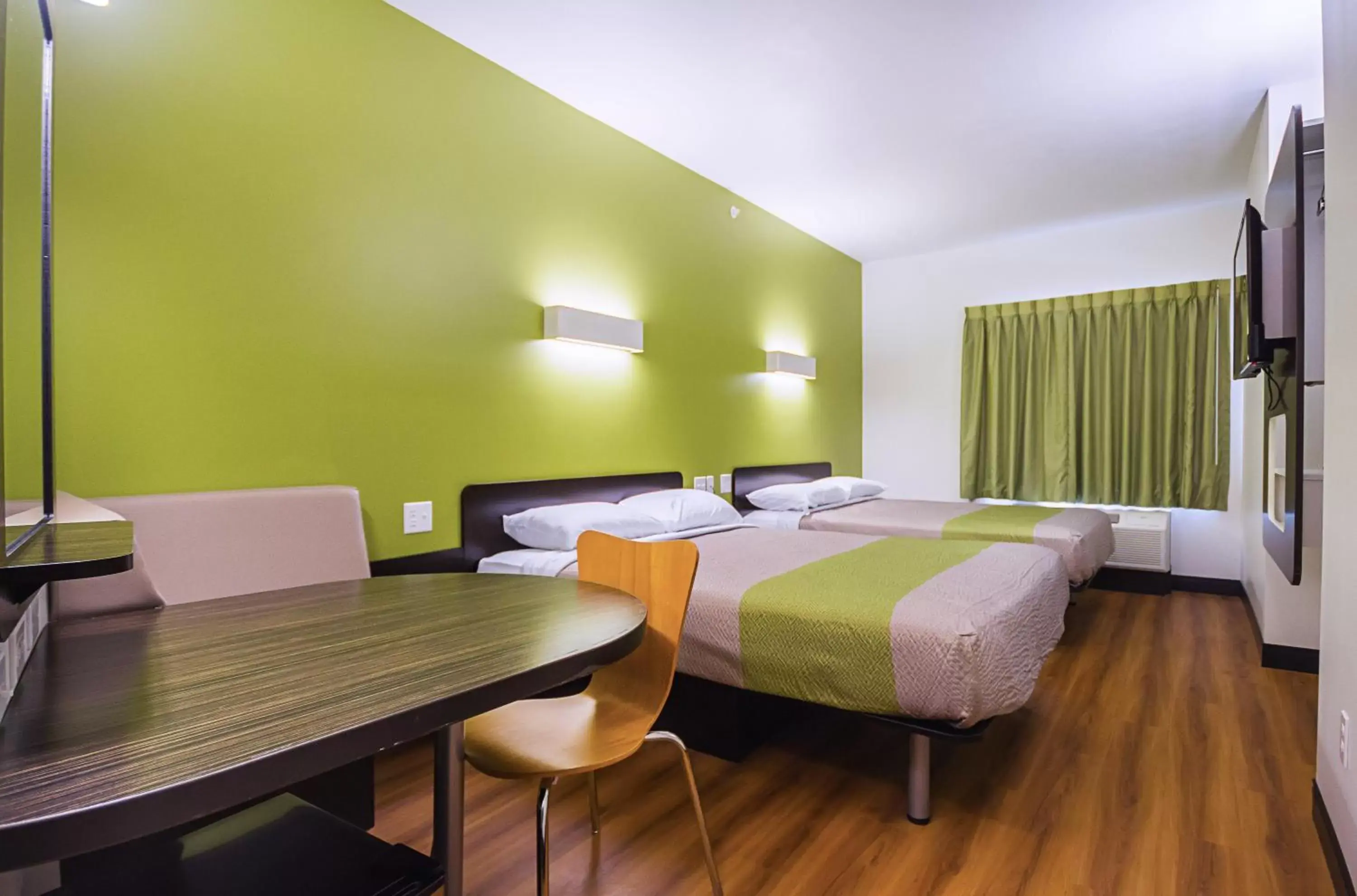 Queen Room with Two Queen Beds - Disability Access - Non-Smoking in Motel 6-South Bend, IN - Mishawaka Queen Room with Two Queen Beds - Disability Access - Non-Smoking in Motel 6-South Bend, IN - Mishawaka