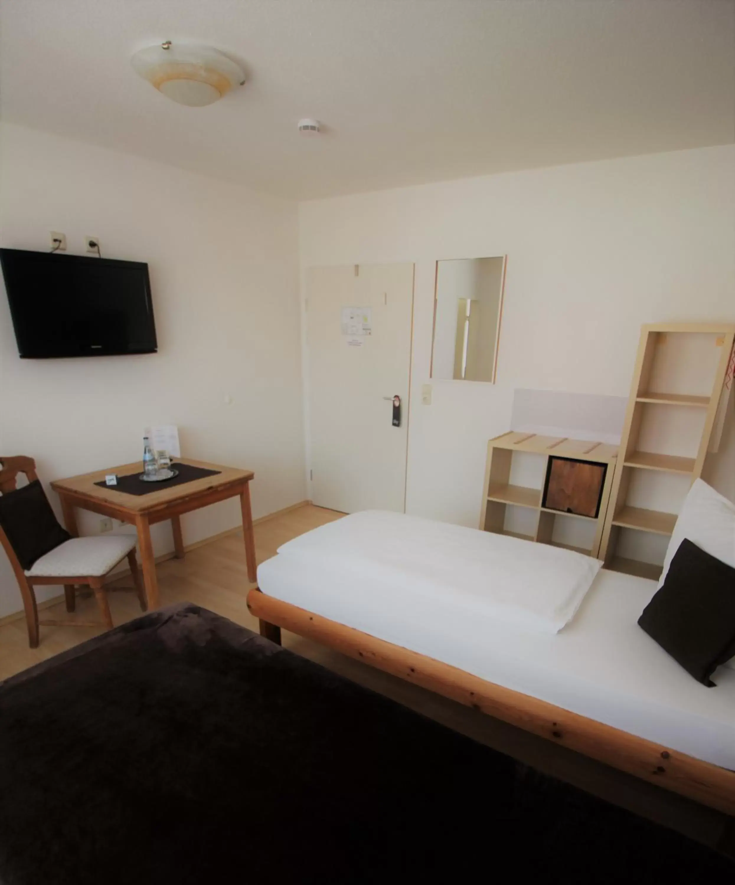 Single Room in Hotel Wirtshaus Krone Single Room in Hotel Wirtshaus Krone