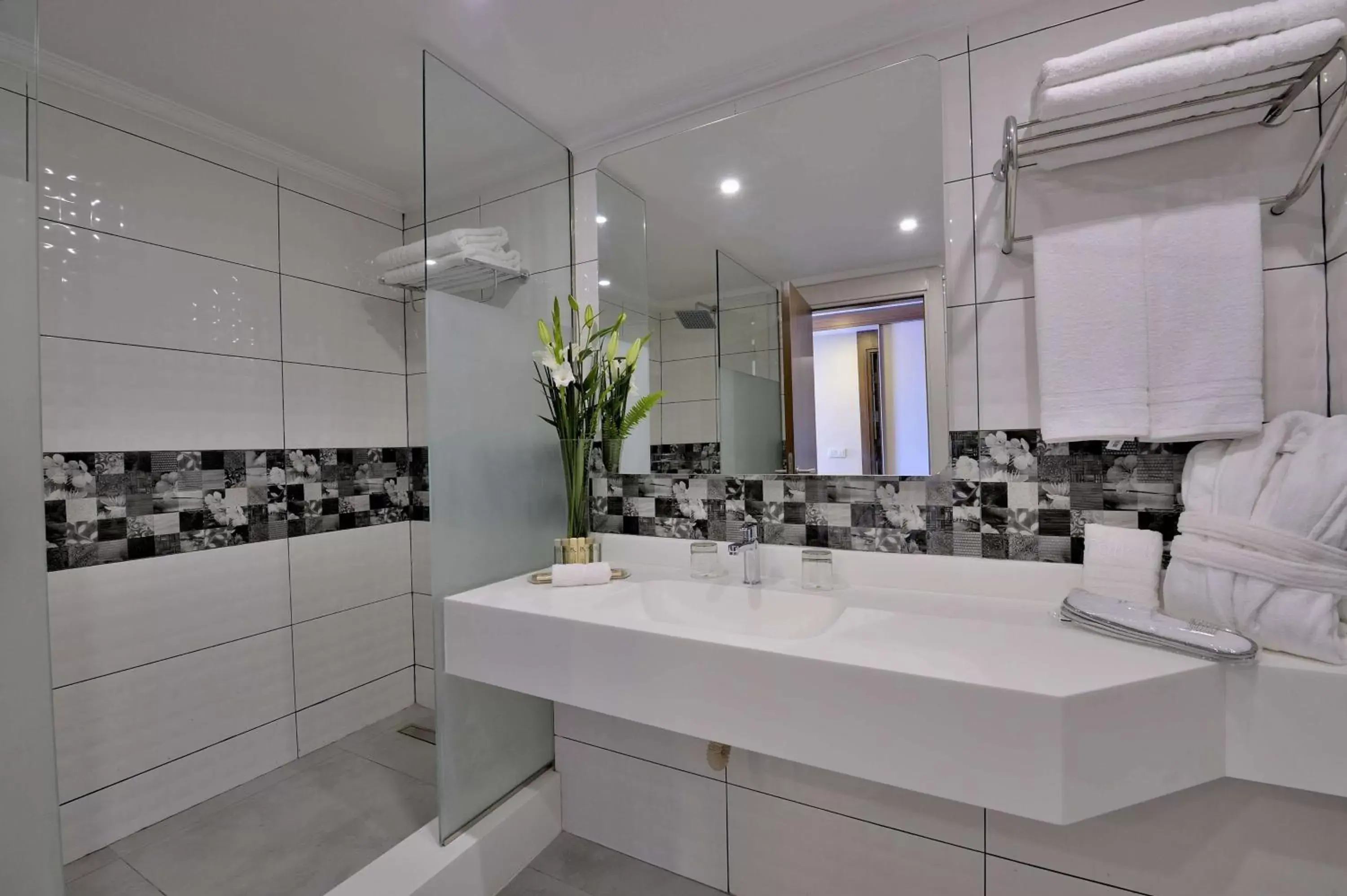 Superior Double or Twin Room City View in Kenzi Basma Superior Double or Twin Room City View in Kenzi Basma