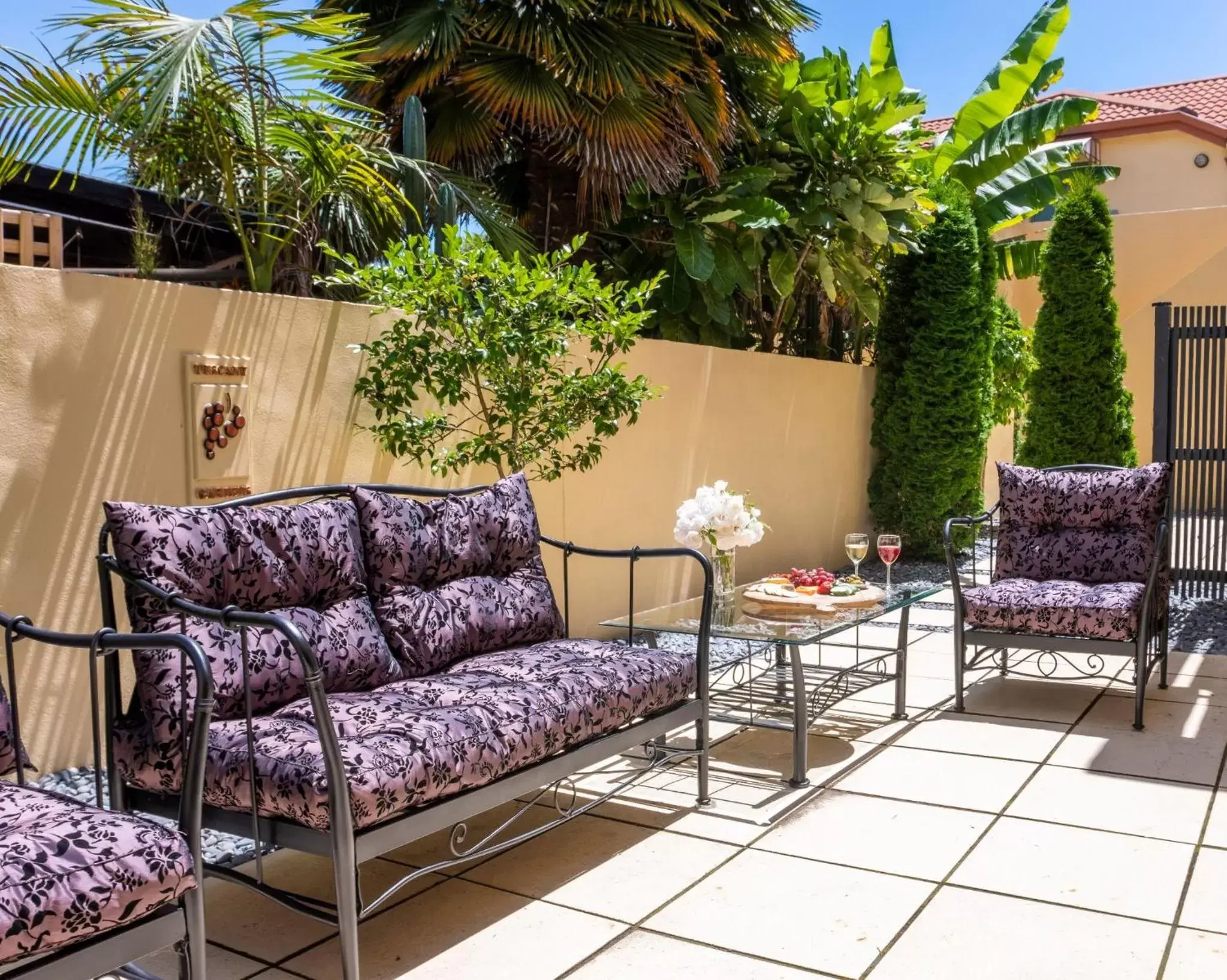 Tuscany Gardens Motor Lodge Tuscany Gardens Motor Lodge