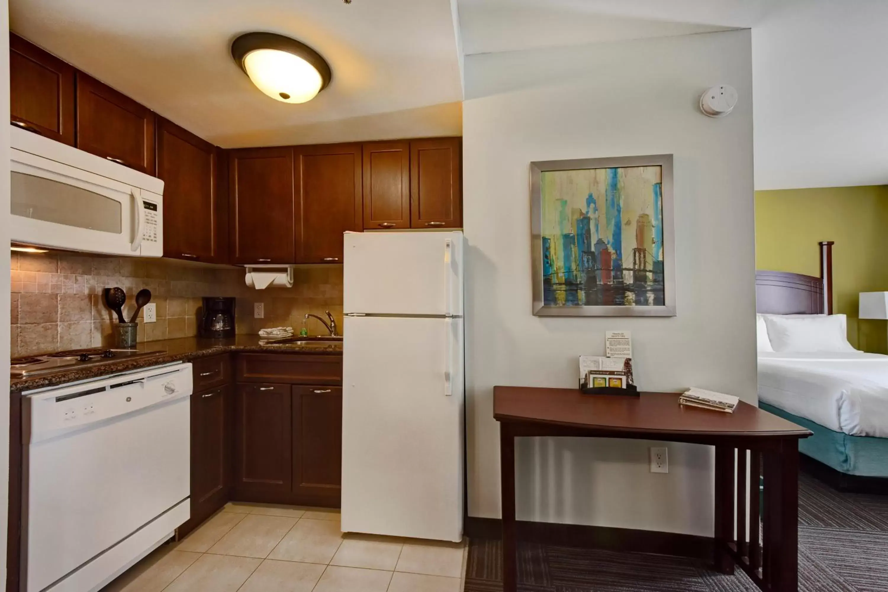 One-Bedroom One Queen Roll In Shower - Non-Smoking in Staybridge Suites Guelph, an IHG Hotel One-Bedroom One Queen Roll In Shower - Non-Smoking in Staybridge Suites Guelph, an IHG Hotel