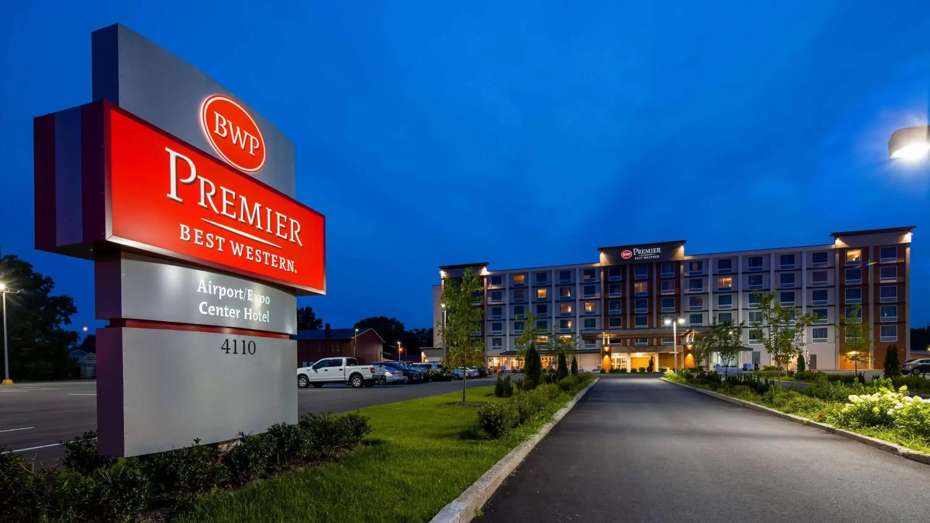 Best Western Premier Airport/Expo Center Hotel Best Western Premier Airport/Expo Center Hotel