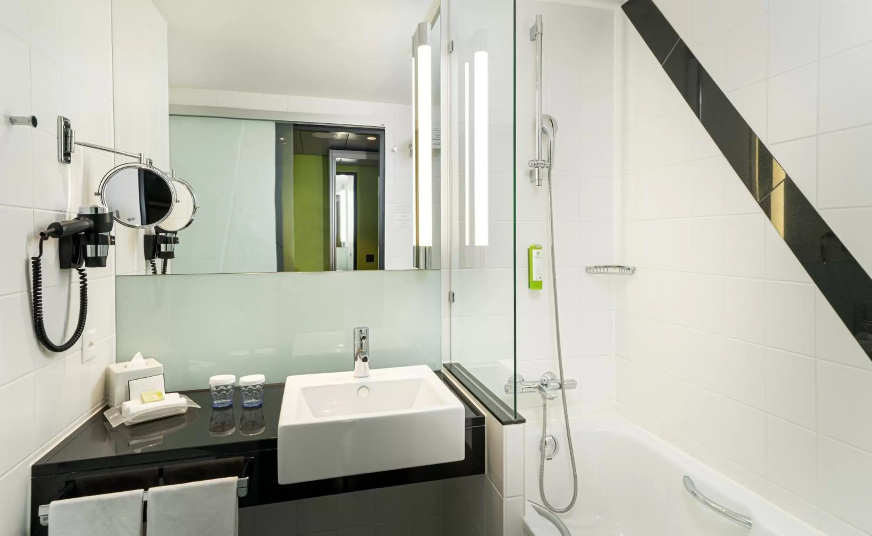 Standard Room in Holiday Inn Zürich Messe by IHG Standard Room in Holiday Inn Zürich Messe by IHG