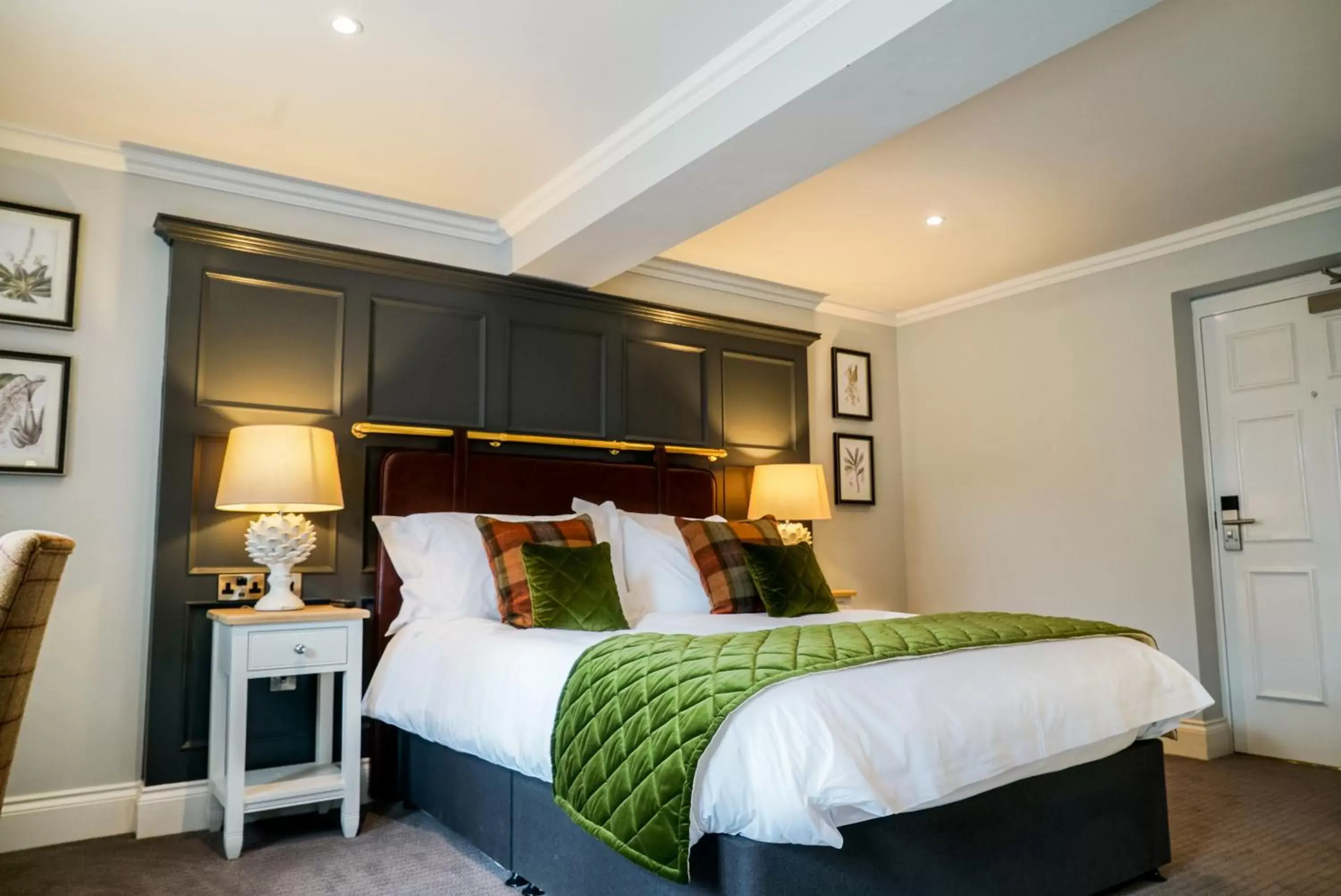 King Room in The Highdown – Brunning and Price King Room in The Highdown – Brunning and Price