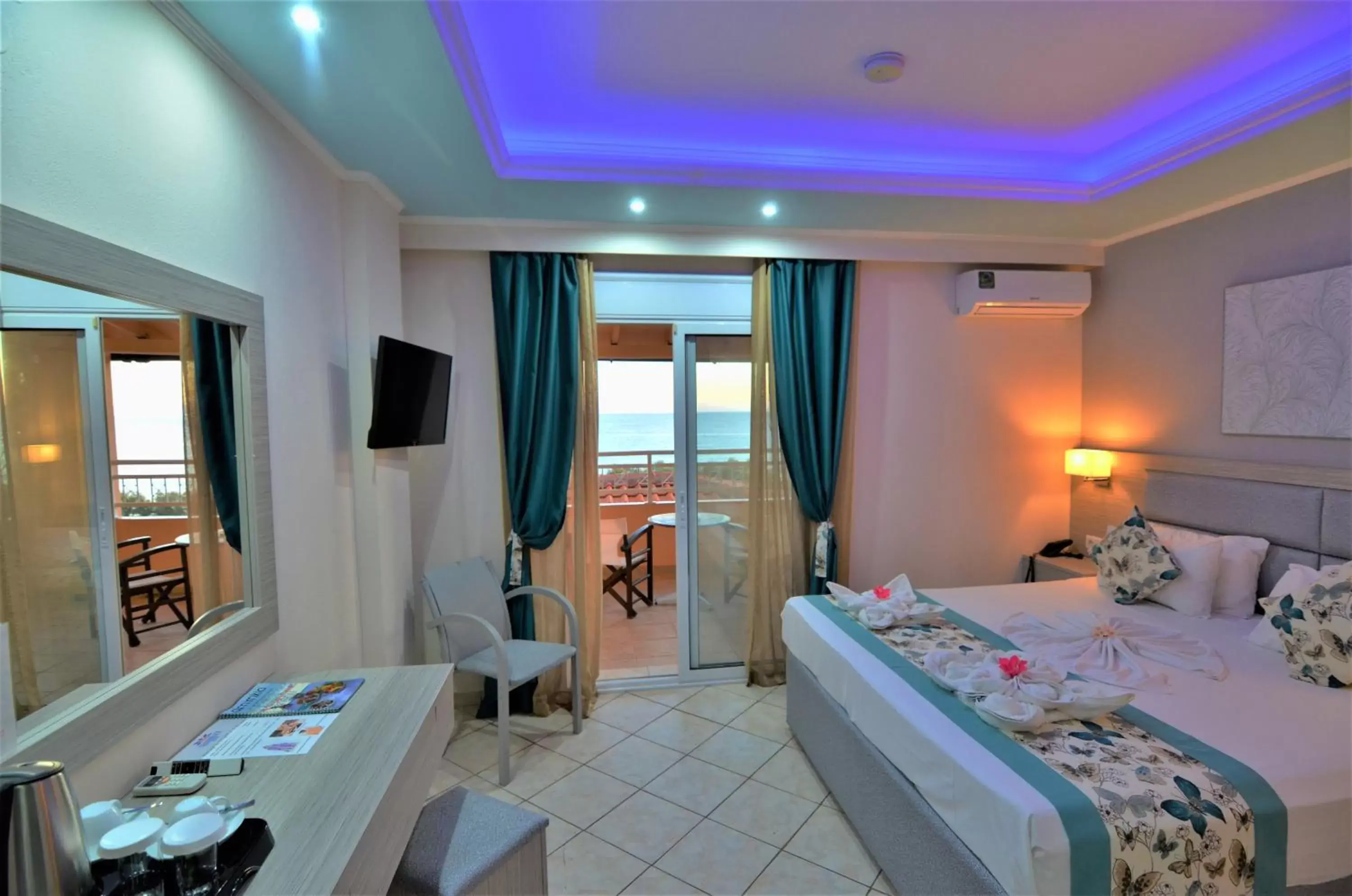 Double Room with Sea View in Thassos Hotel Grand Beach Double Room with Sea View in Thassos Hotel Grand Beach