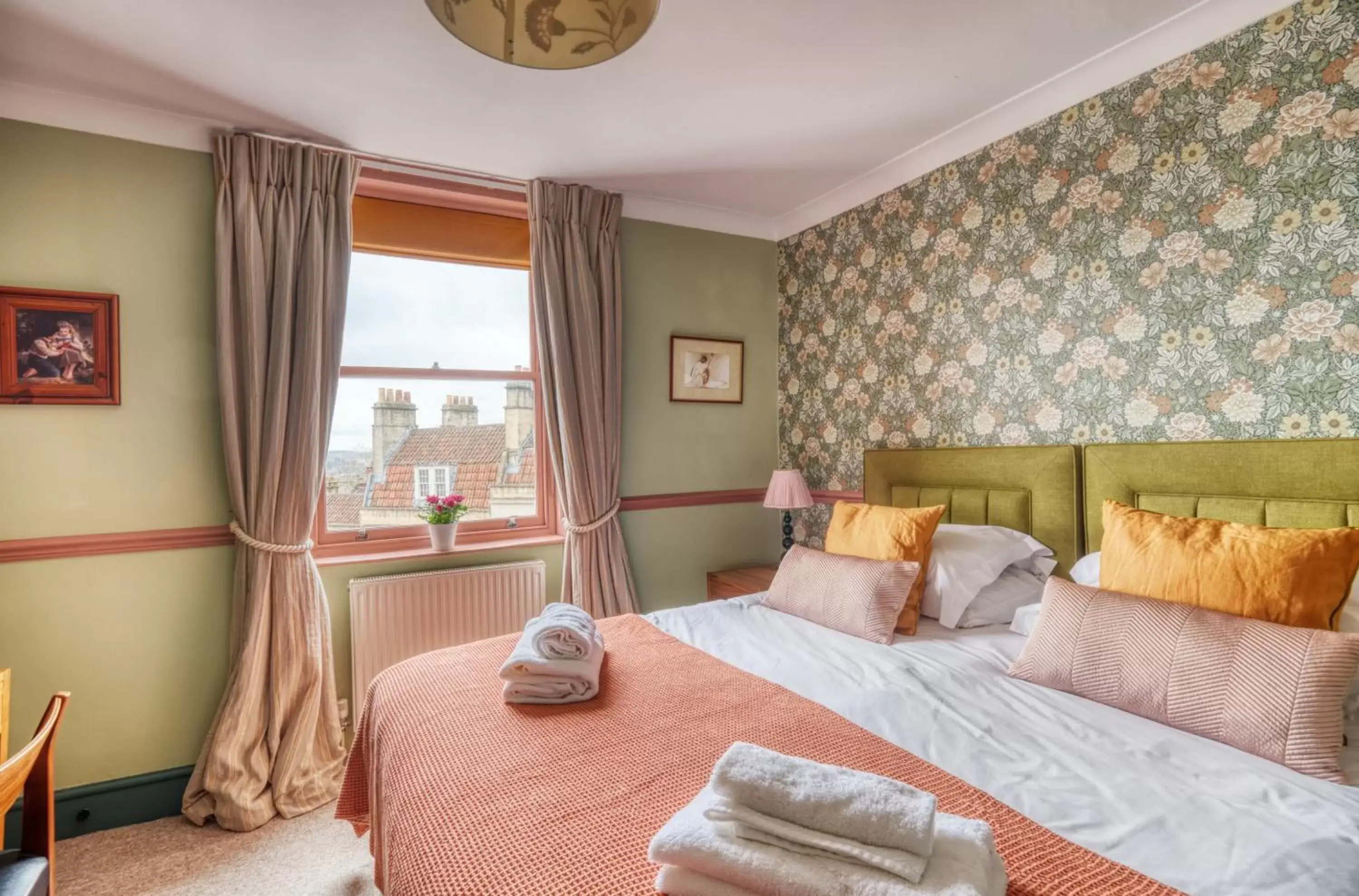 Bedroom, Bed in Hill House Bedroom, Bed in Hill House