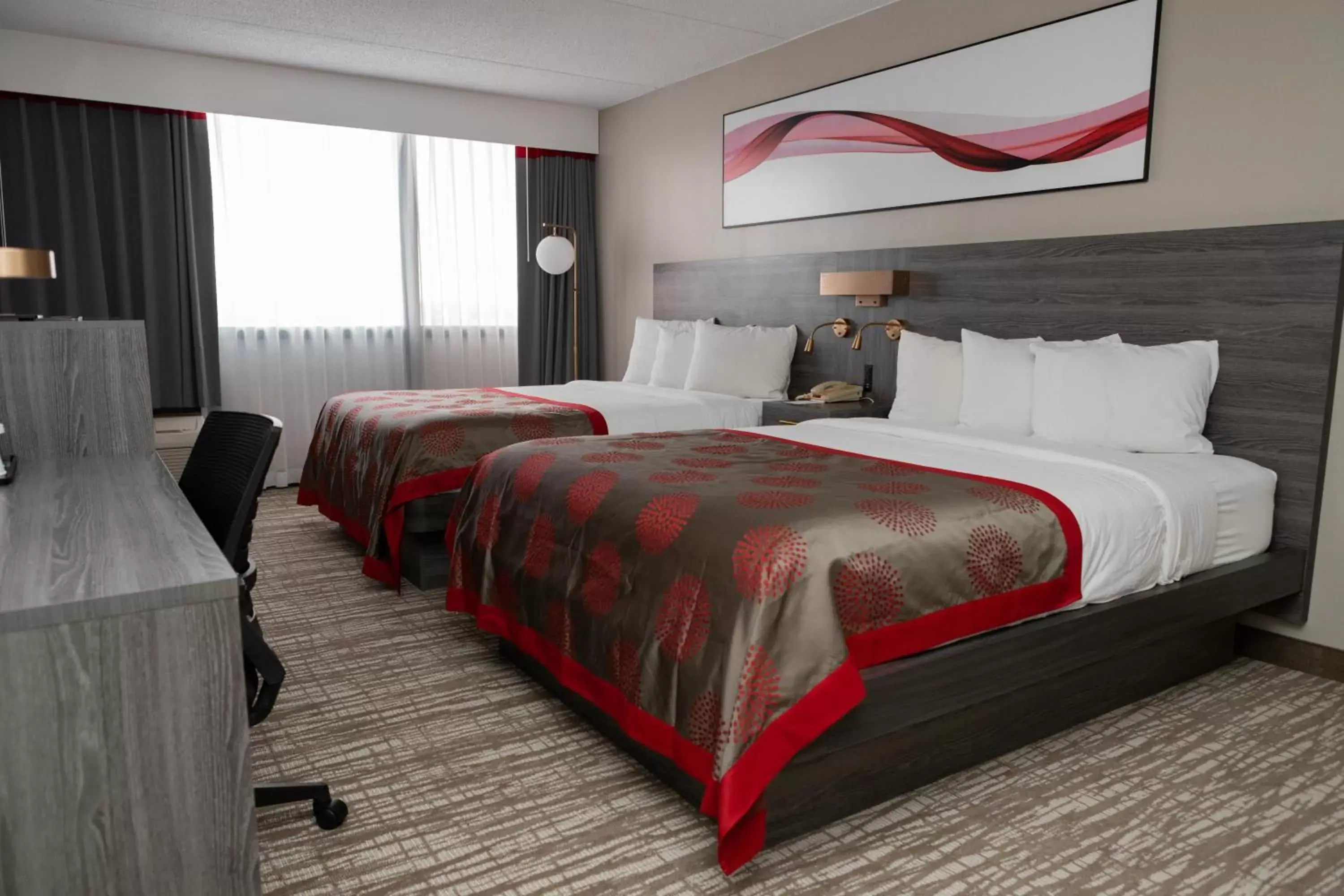 Double Room with Two Double Beds - Non-Smoking in Ramada by Wyndham Cedar Rapids Double Room with Two Double Beds - Non-Smoking in Ramada by Wyndham Cedar Rapids