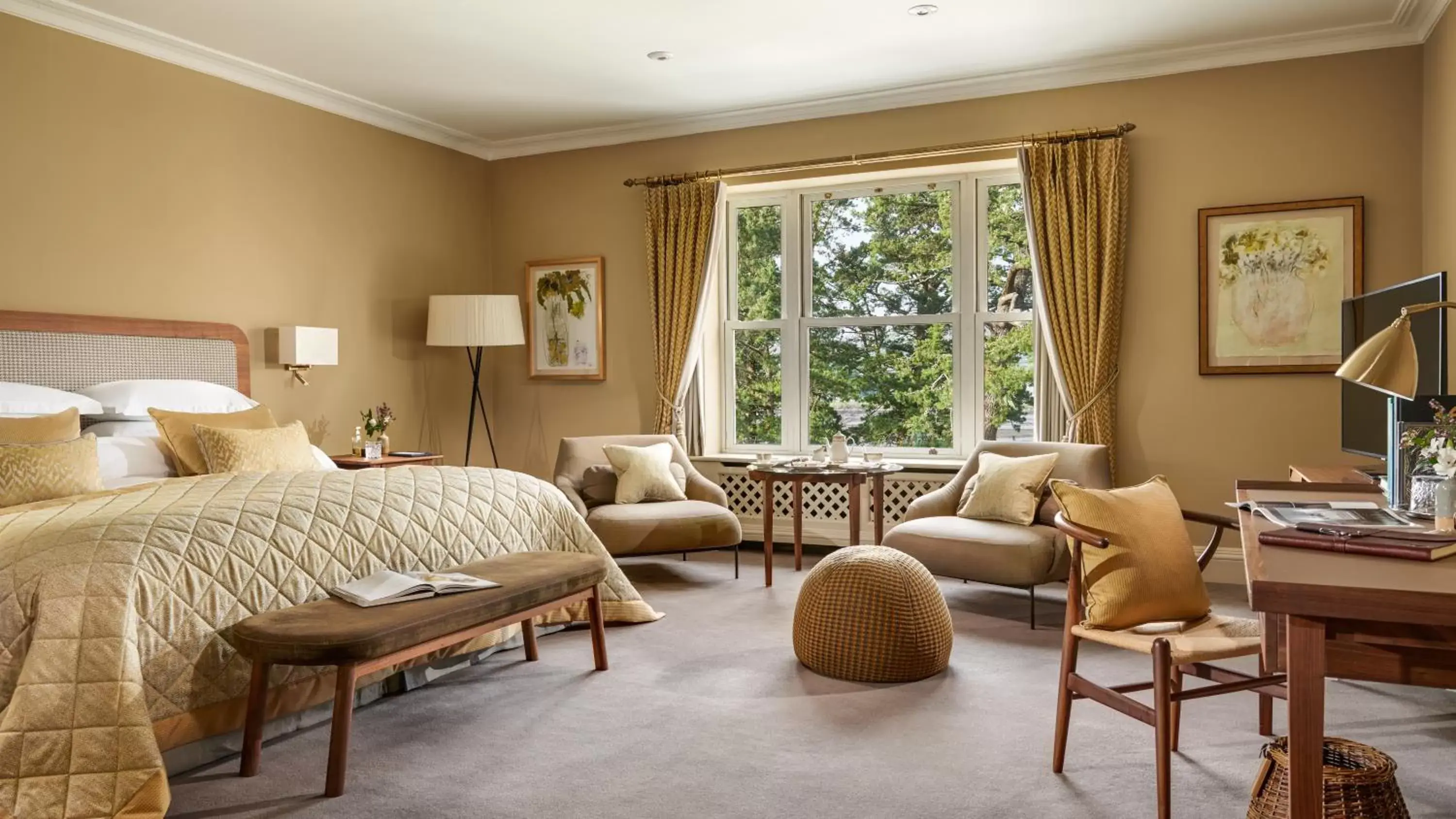 Deluxe Double Room in Sheen Falls Lodge Deluxe Double Room in Sheen Falls Lodge