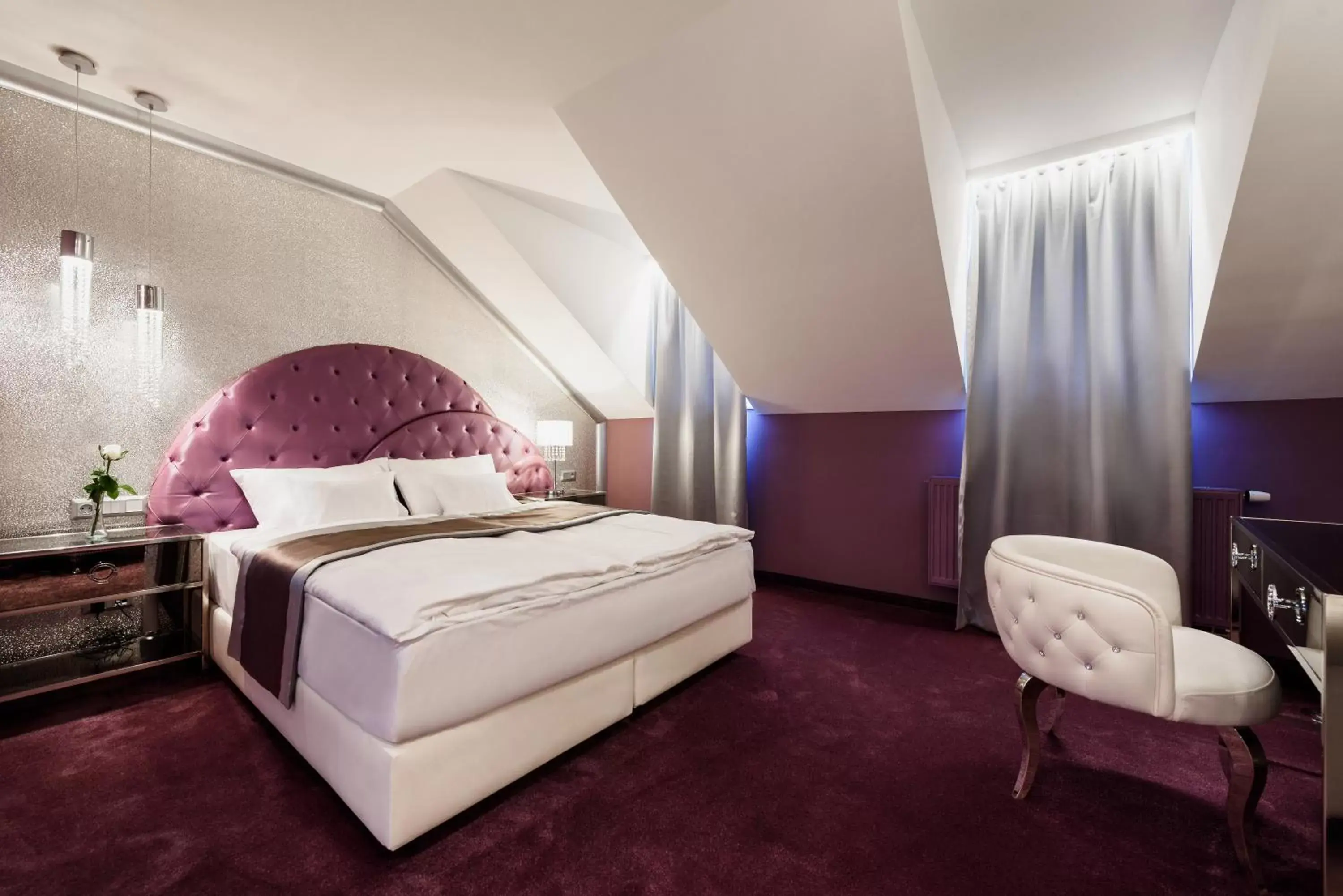 Glitter Deluxe in RQ Boutique & Unique Hotel Glitter Deluxe in RQ Boutique & Unique Hotel