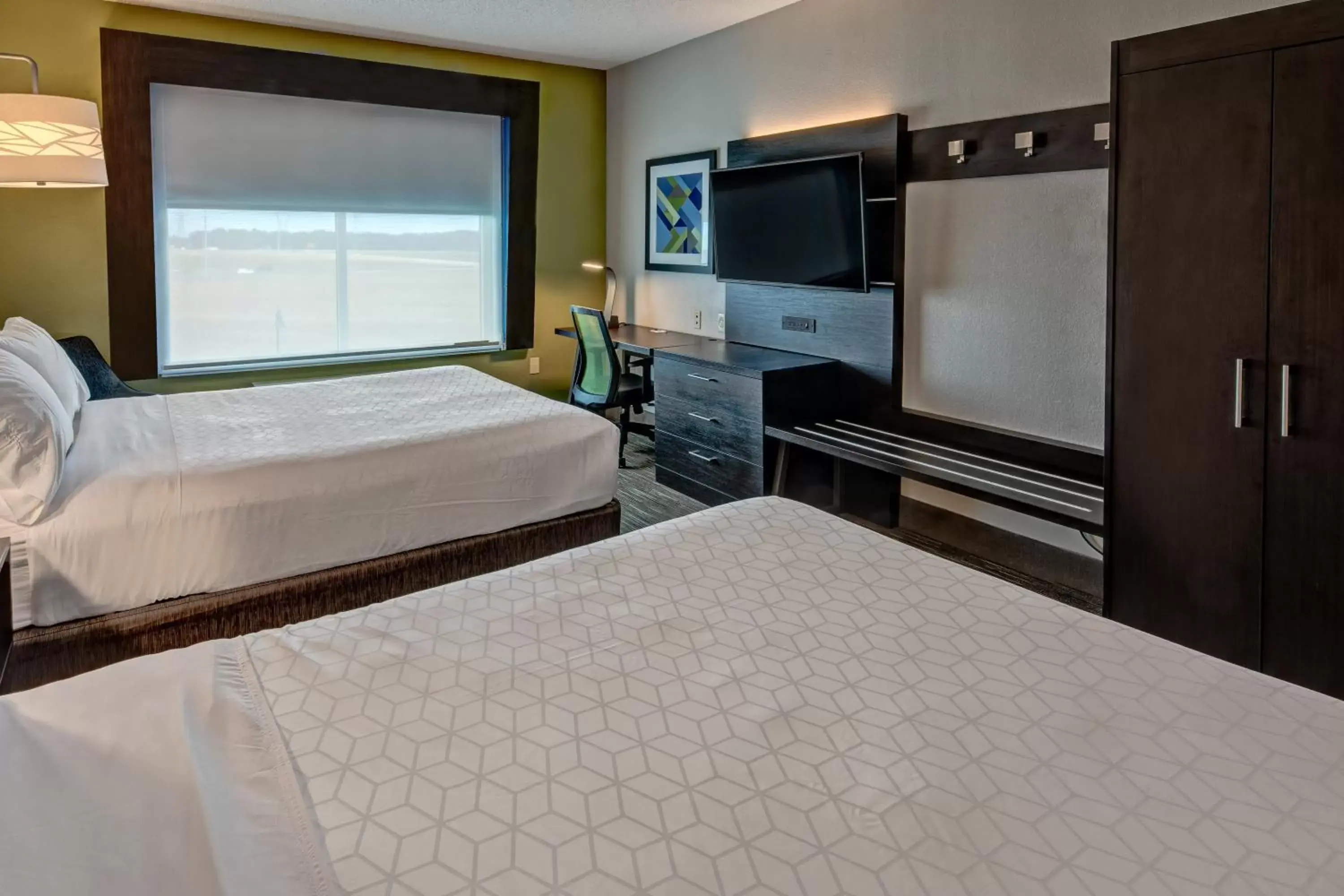 Room with Two Beds - Hearing Accessible - Non-Smoking in Holiday Inn Express Hotel & Suites Jackson Northeast by IHG Room with Two Beds - Hearing Accessible - Non-Smoking in Holiday Inn Express Hotel & Suites Jackson Northeast by IHG
