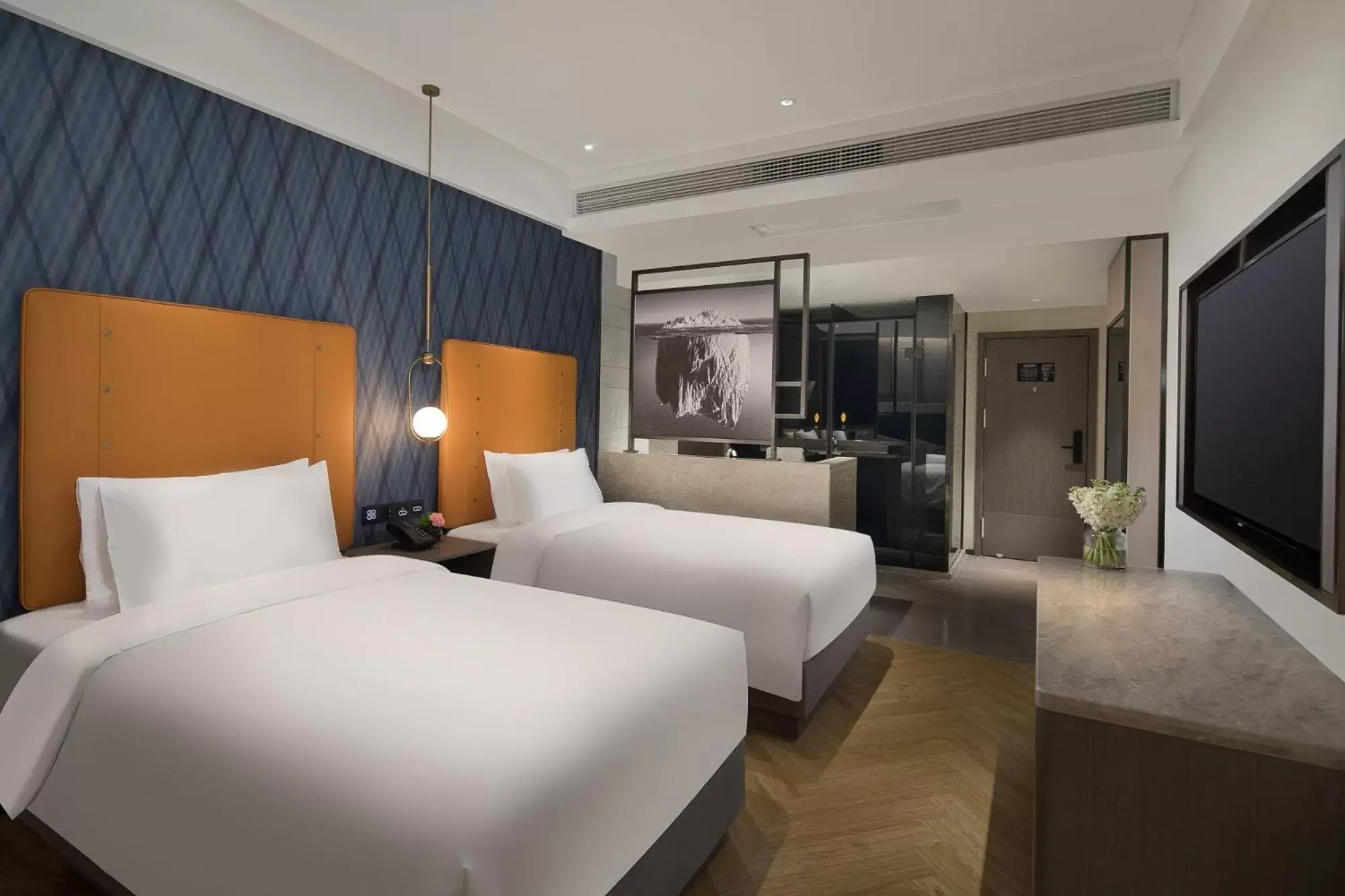 Deluxe Twin Room in Kasion Pugis Hotel Deluxe Twin Room in Kasion Pugis Hotel