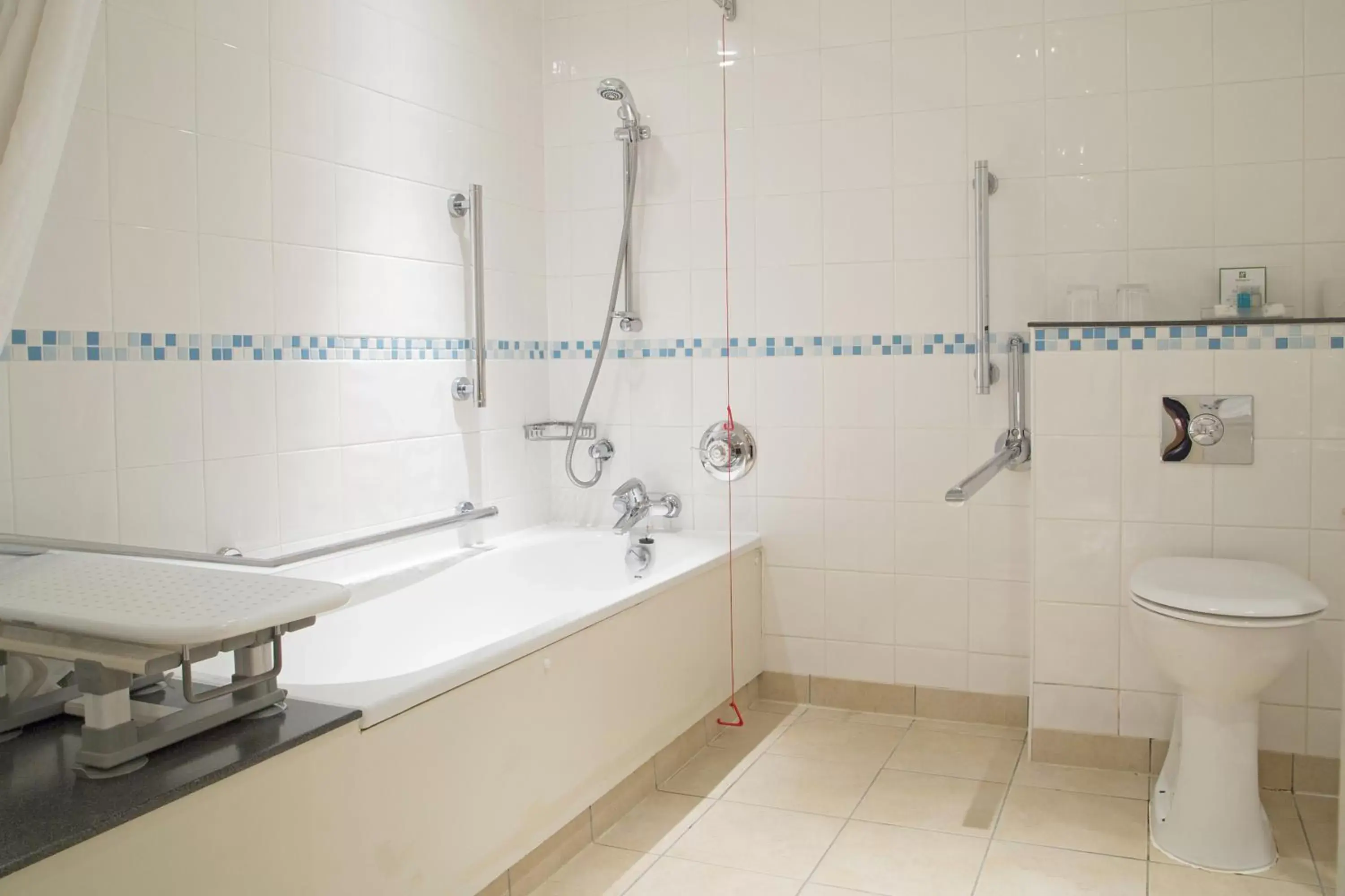 Standard Double Room - Disability Access in Holiday Inn Guildford by IHG Standard Double Room - Disability Access in Holiday Inn Guildford by IHG