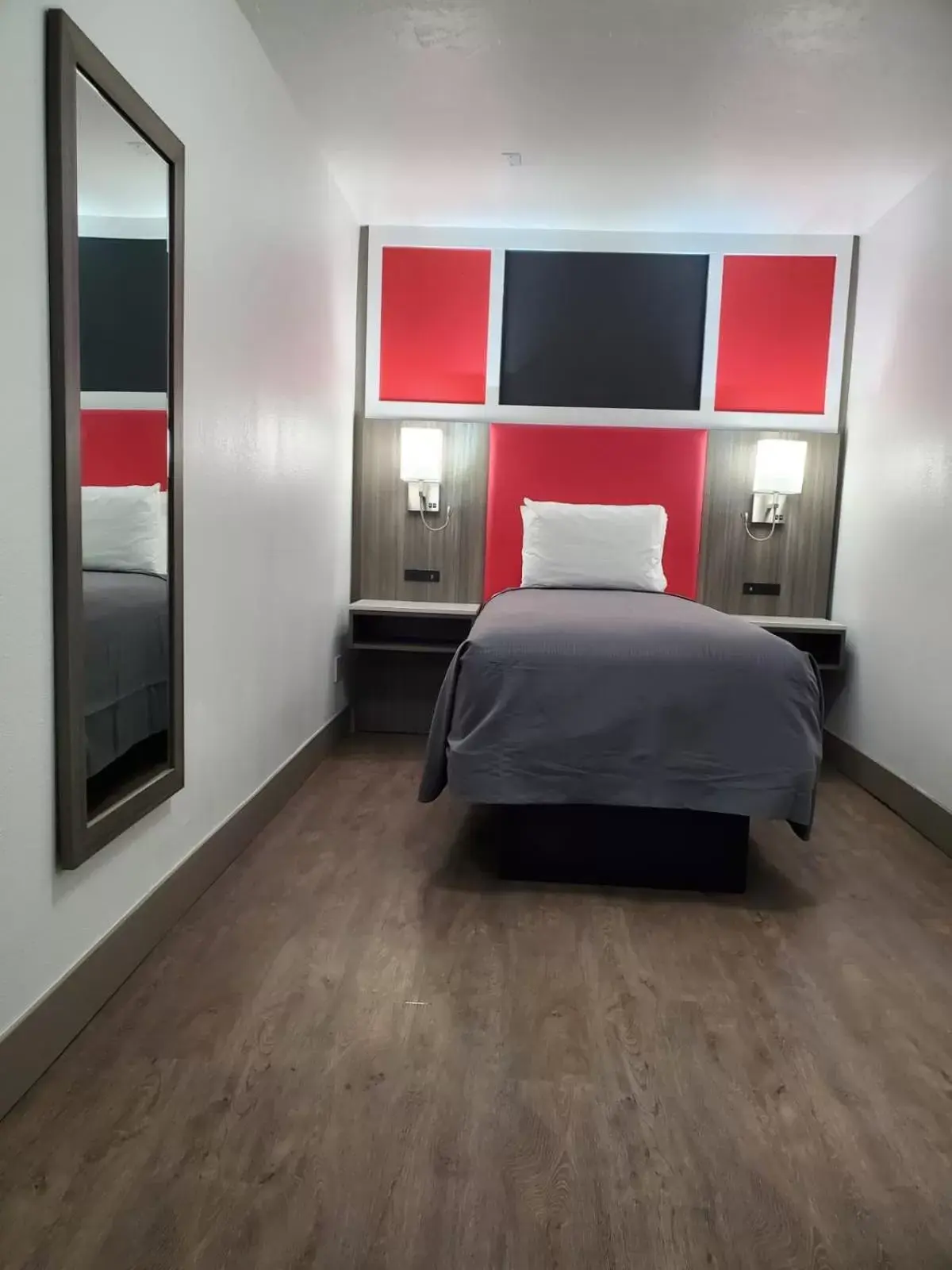 Family Suite in Money Saver Motel Family Suite in Money Saver Motel