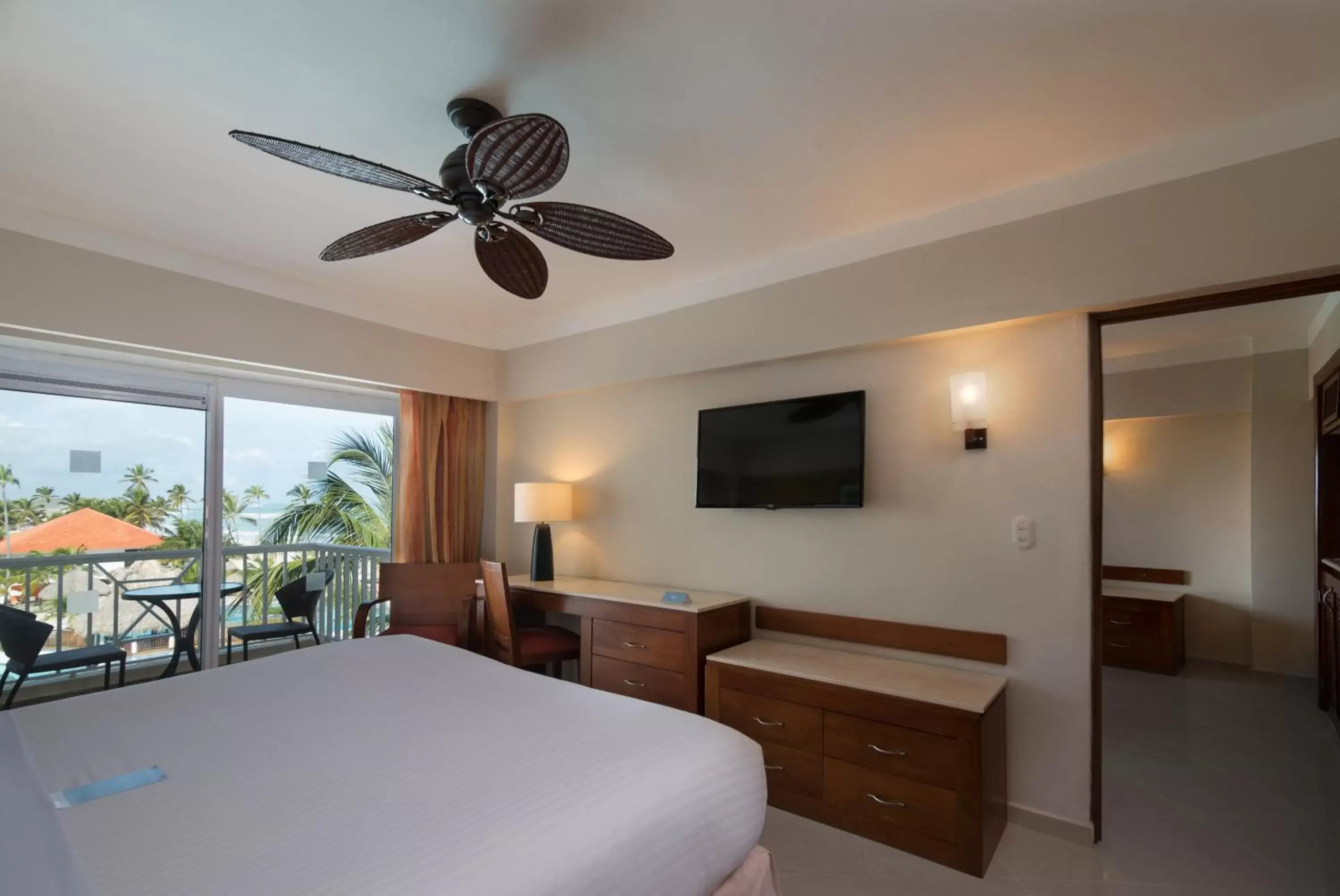Suite Club Premium (2 adults + 1 Child) in Occidental Caribe - All Inclusive Suite Club Premium (2 adults + 1 Child) in Occidental Caribe - All Inclusive