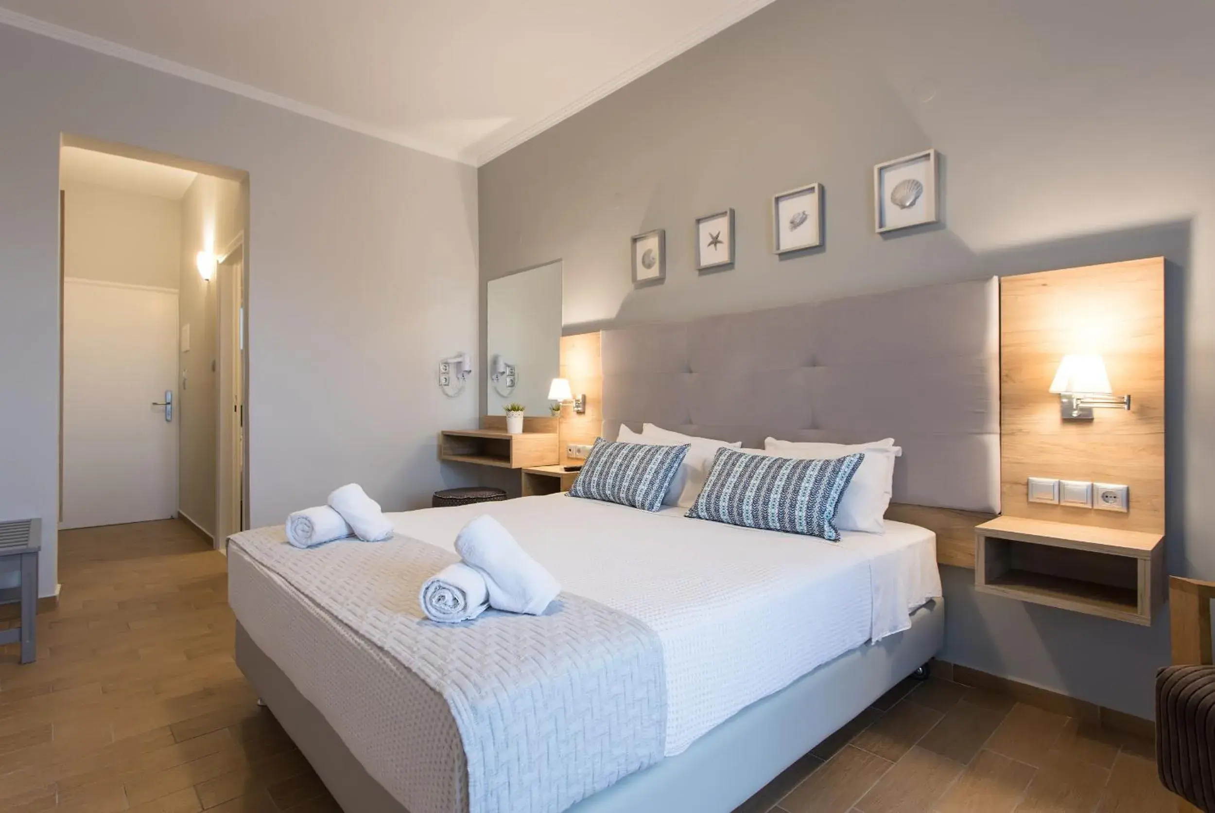 Deluxe Double Room in Georgioupolis Beach Hotel Deluxe Double Room in Georgioupolis Beach Hotel