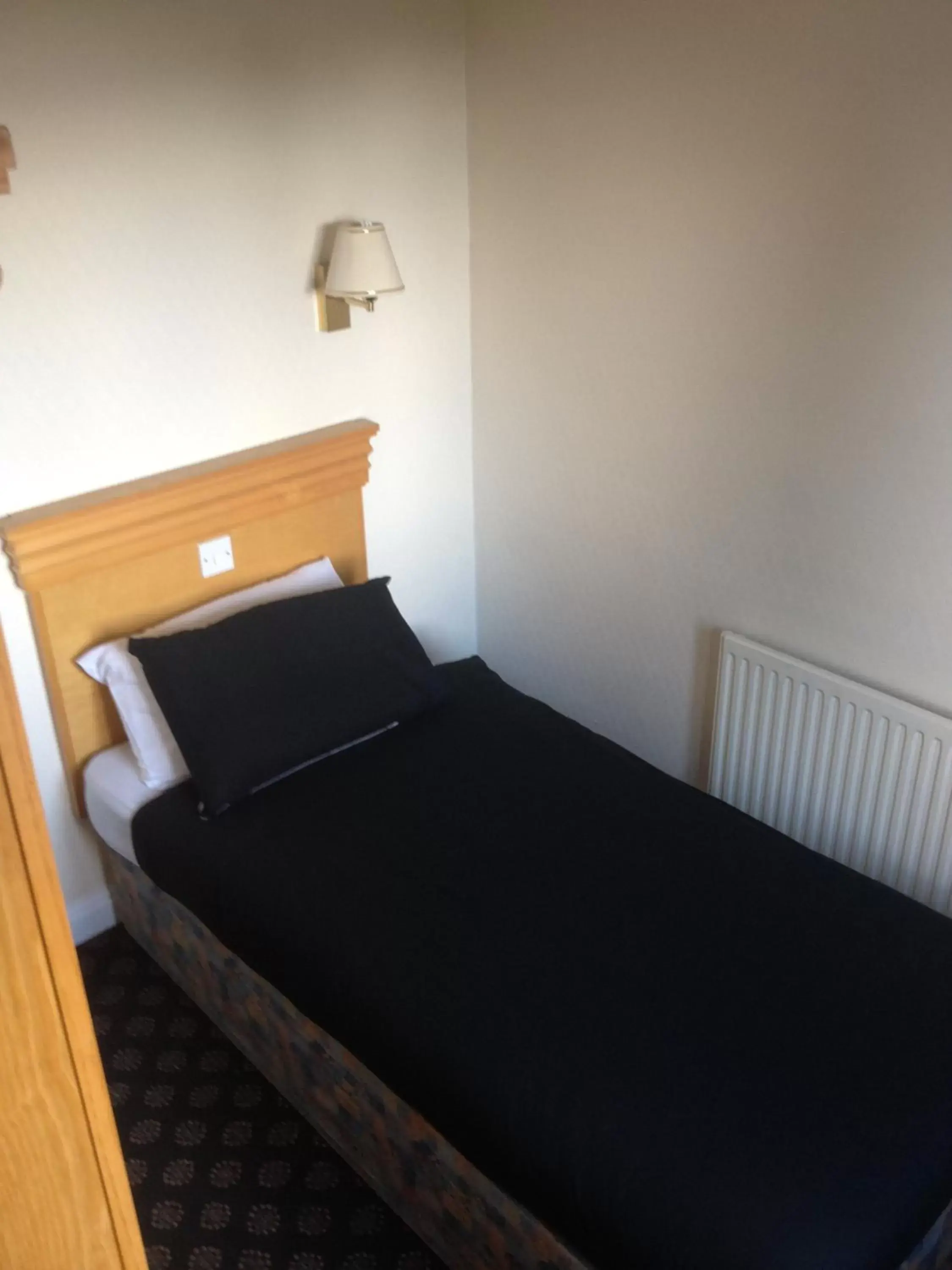 Single Room with Shared Bathroom - single occupancy in The Miners Arms Single Room with Shared Bathroom - single occupancy in The Miners Arms