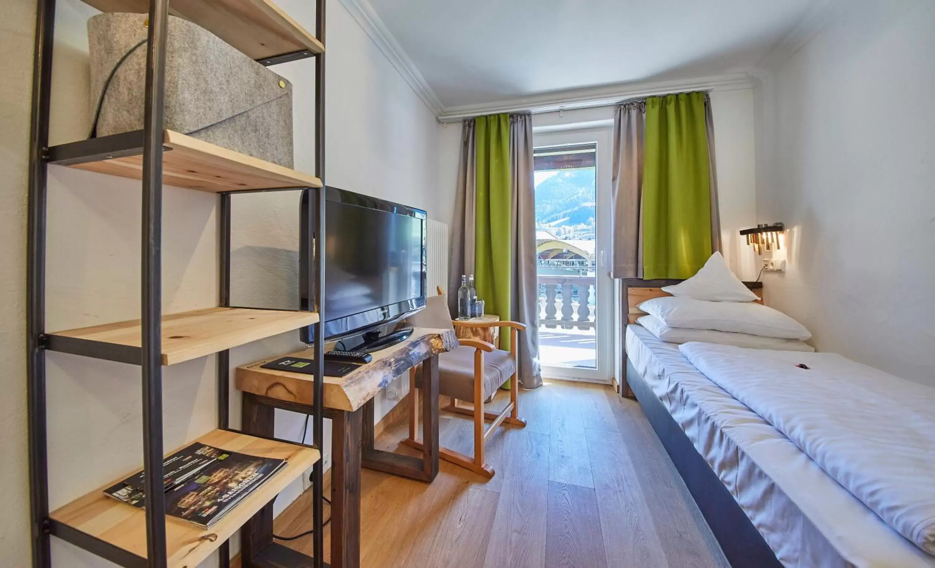 Single Room - single occupancy in Stammhaus im Hotel Alpine Palace Single Room - single occupancy in Stammhaus im Hotel Alpine Palace