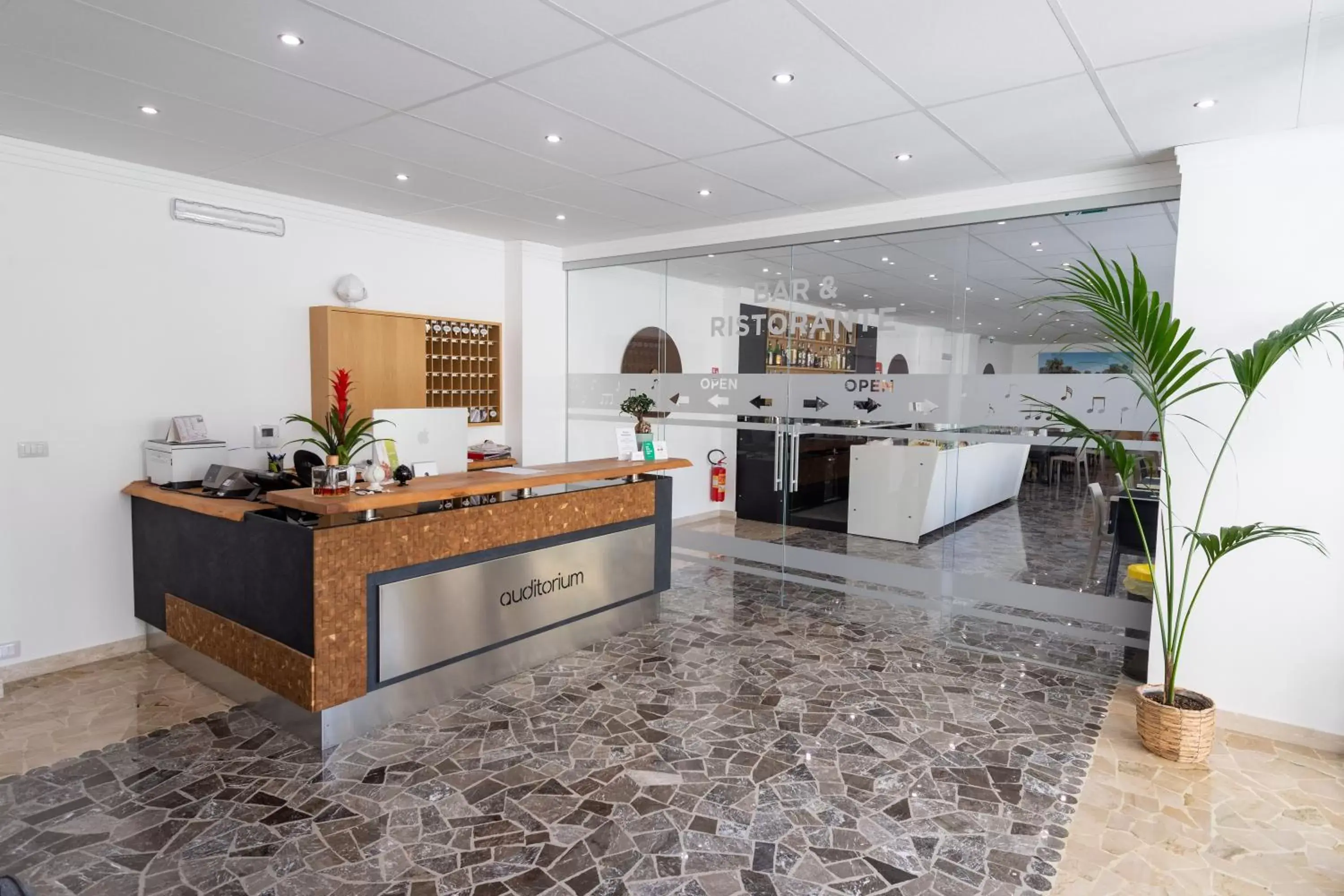 Hotel Auditorium Hotel Auditorium