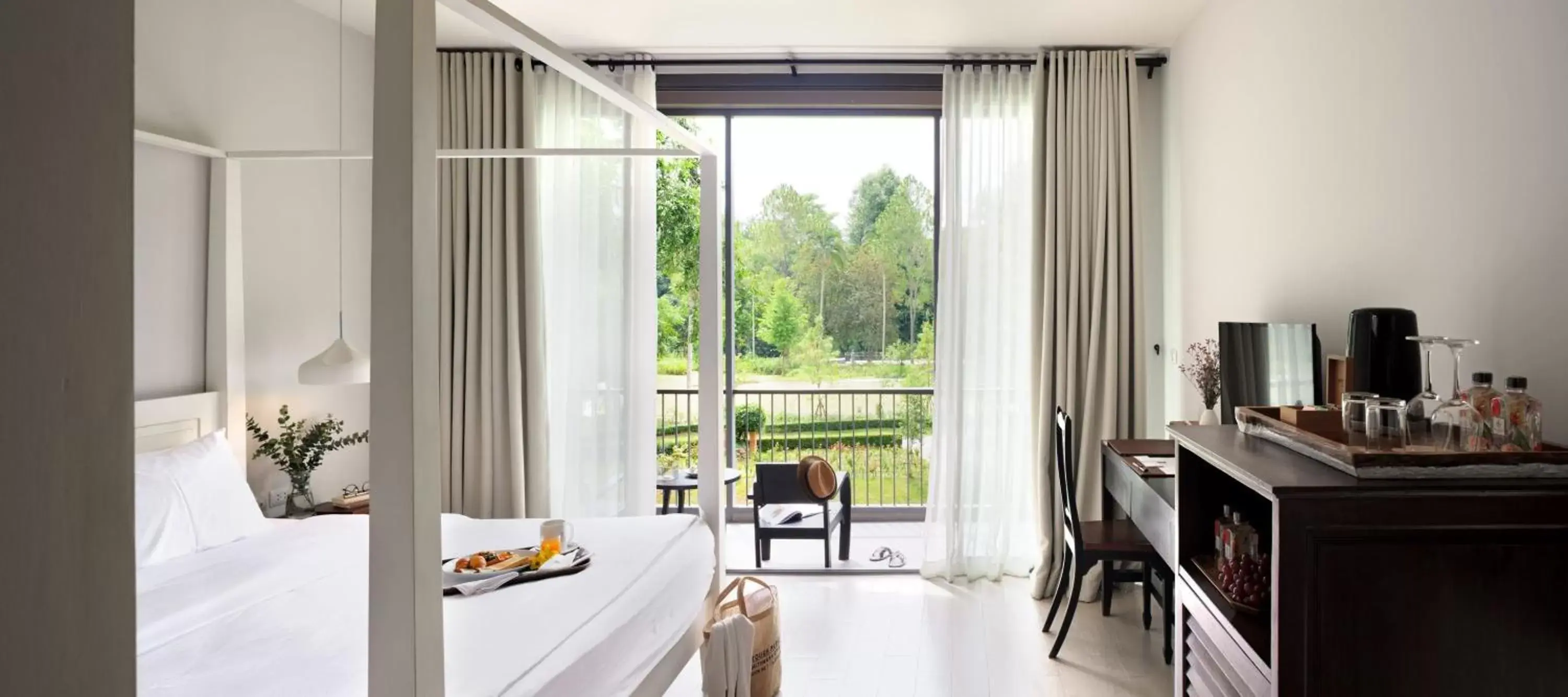 Superior Double or Twin Room with Garden View in Flora Creek Chiang Mai Superior Double or Twin Room with Garden View in Flora Creek Chiang Mai