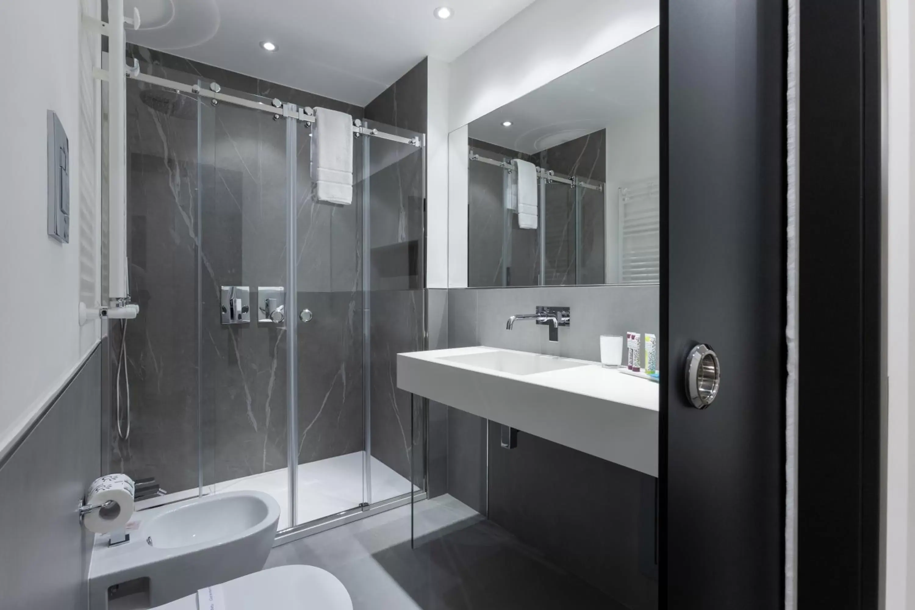 Superior Queen Room in Suite Palermo Apartment Superior Queen Room in Suite Palermo Apartment