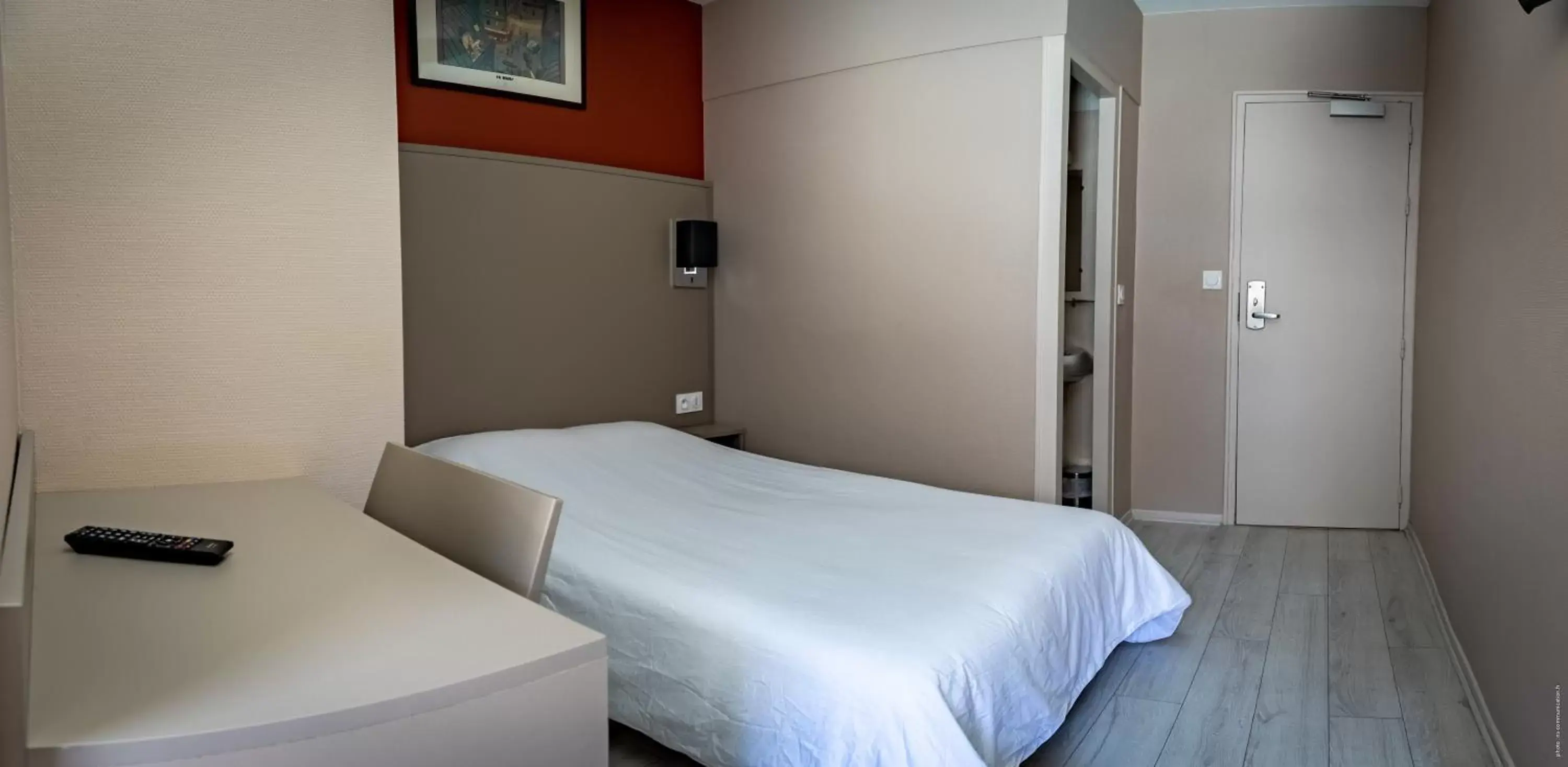 Superior Double Room in Hotel de la Gare Superior Double Room in Hotel de la Gare