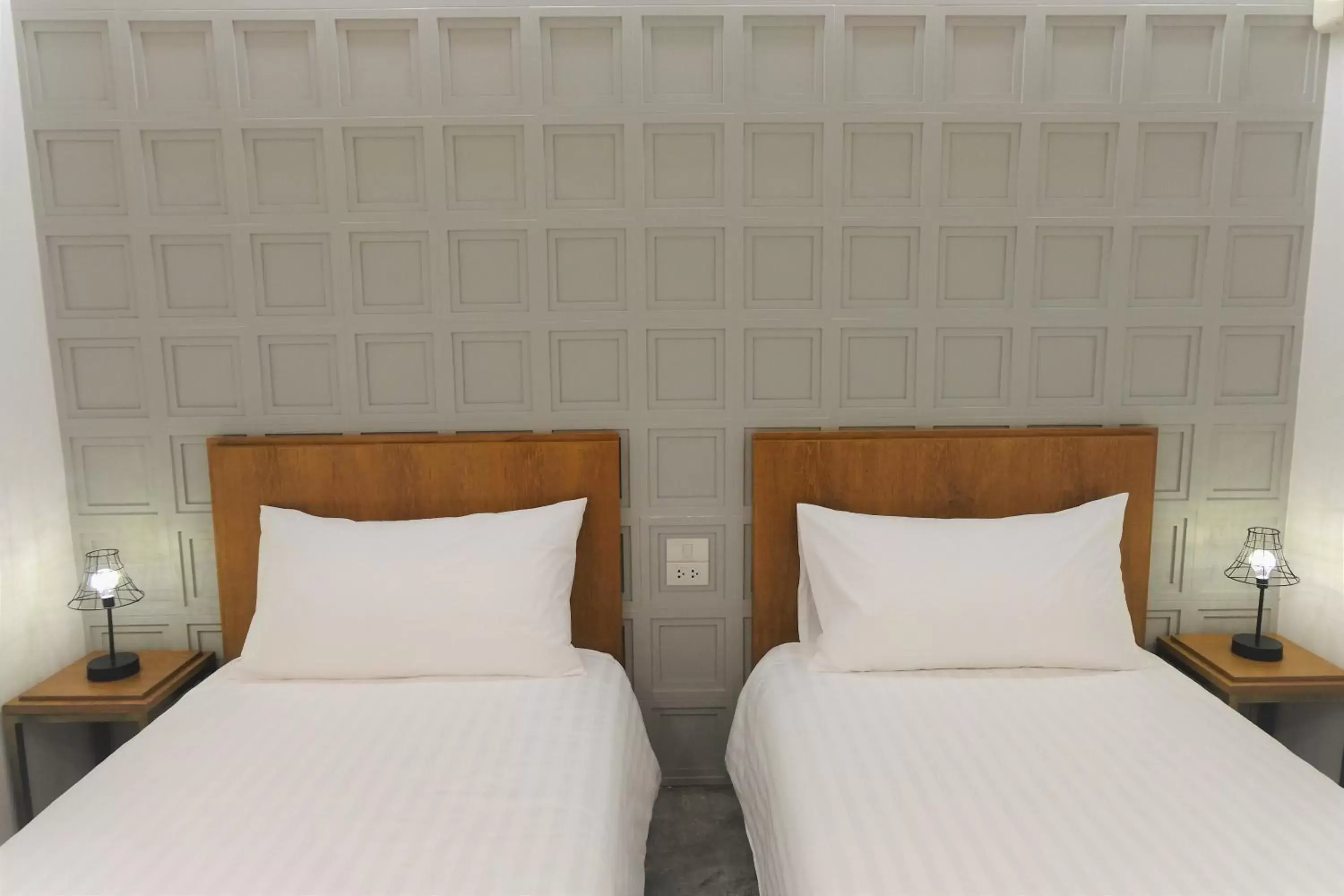 Standard Twin Room in Vali Villa Bangkok Standard Twin Room in Vali Villa Bangkok