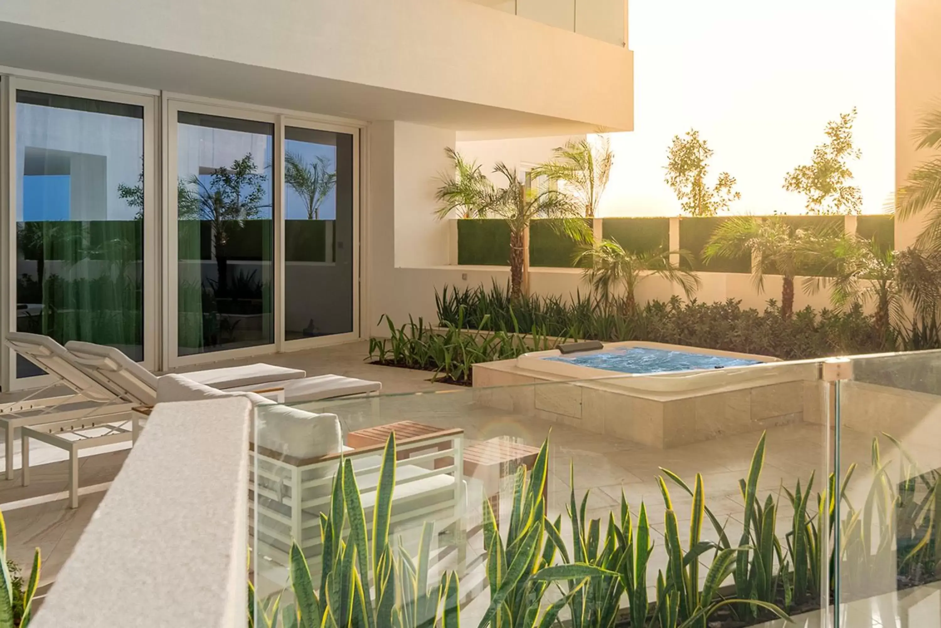 Master Suite with Hot Tub in FIVE Jumeirah Village Master Suite with Hot Tub in FIVE Jumeirah Village